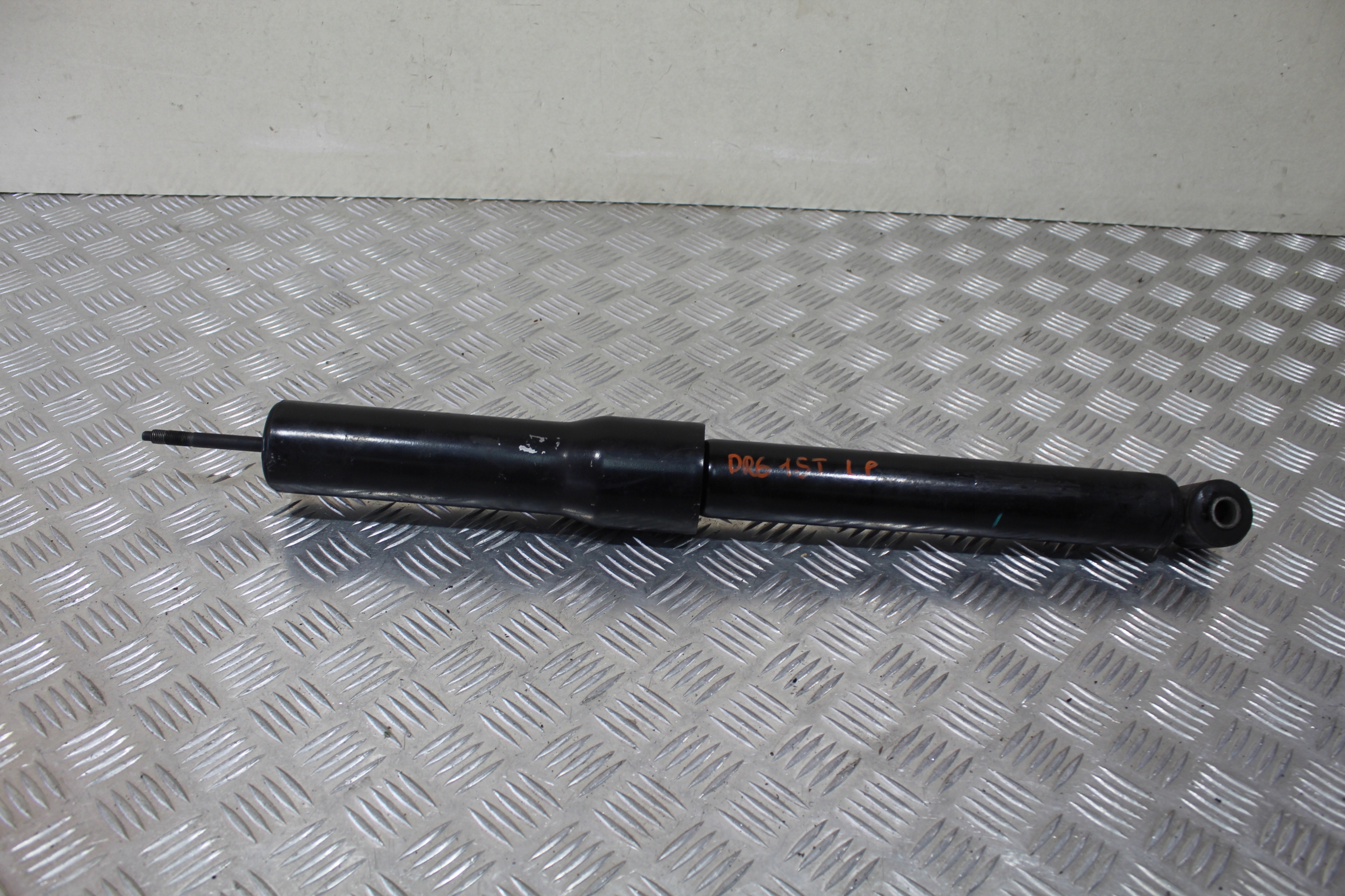 STOSSDÄMPFER LINKS HECK DR6 DR 6 CHERY TIGGO