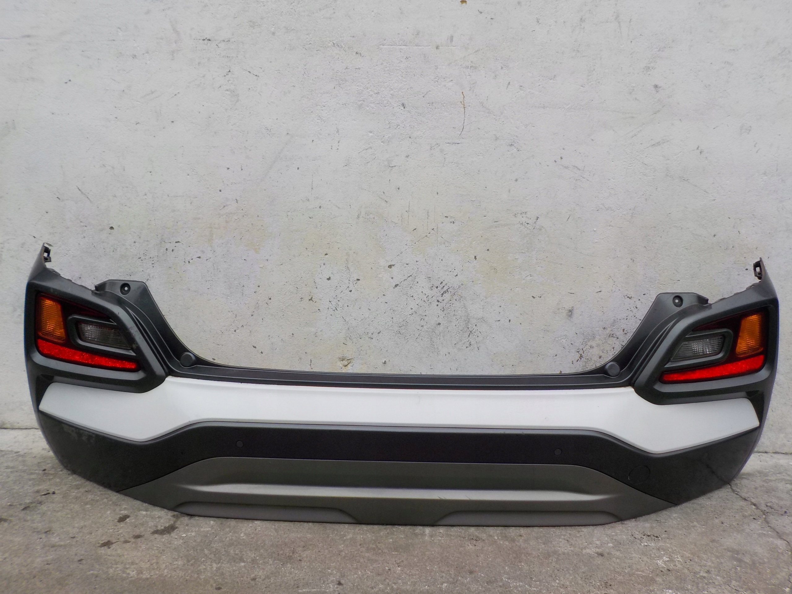 HYUNDAI KONA 17- ZDERZAK TYLNY TYŁ PDC za 850.00PLN z Wijewo - Allegro ...