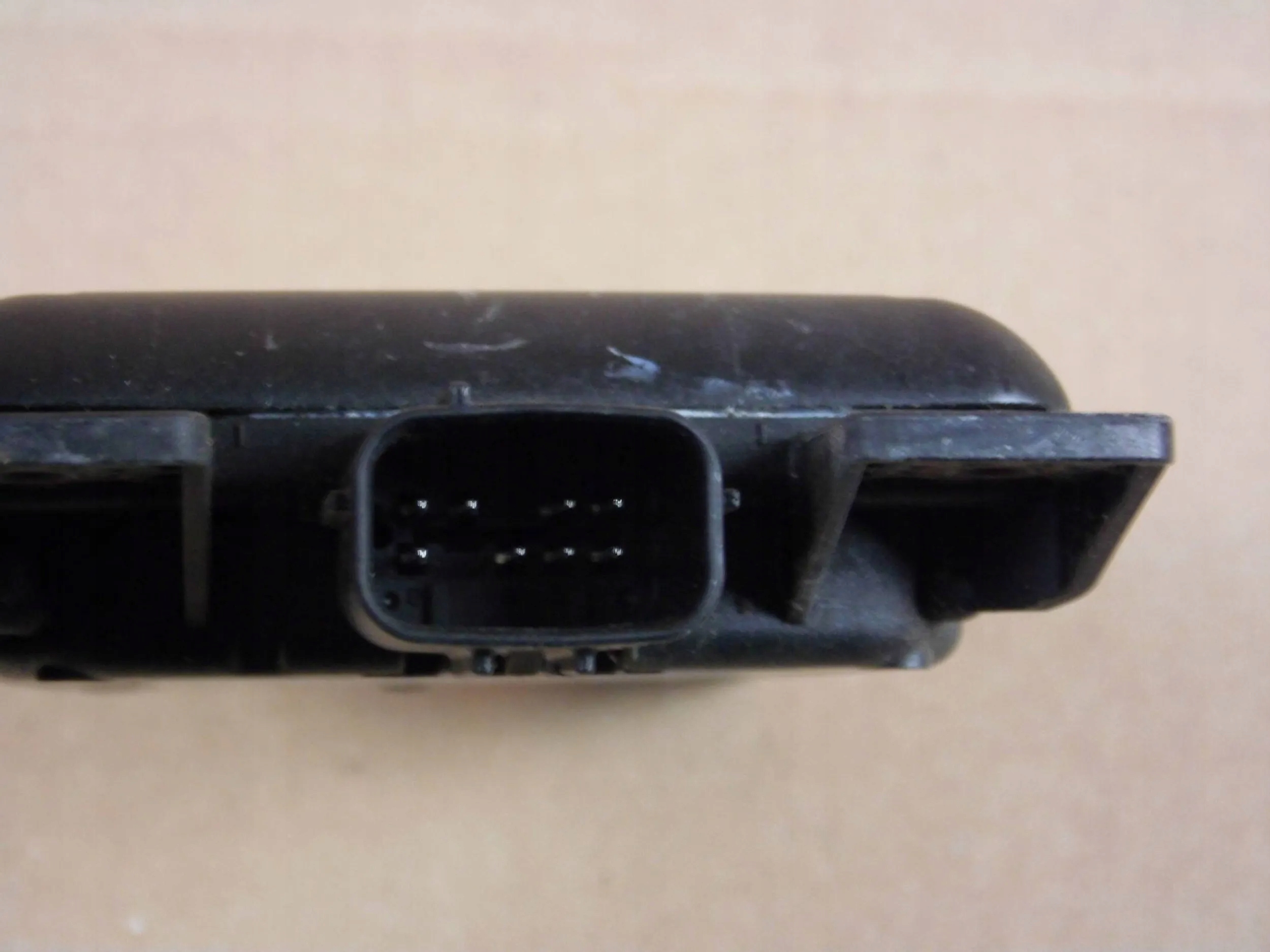 Mazda CX3 sensor sensor martwego pola punktu left D24H67Y90E