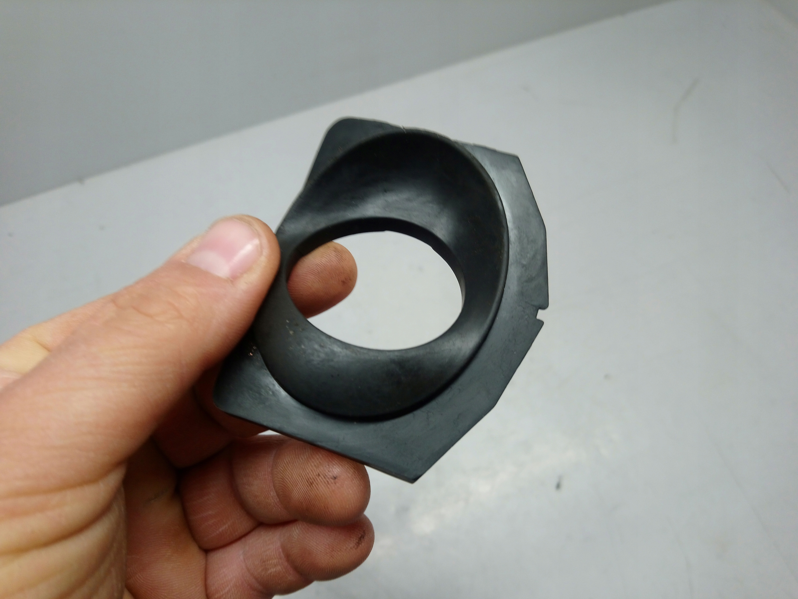 ZAŚLEPKA OSŁONA STACYJKI SHARAN GALAXY ALHAMBRA