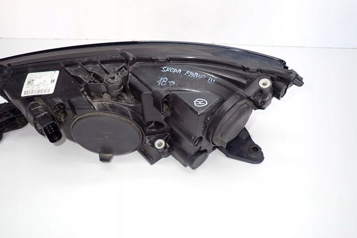 SKODA FABIA III LIFT 18- reflektor right light right 6V941016D