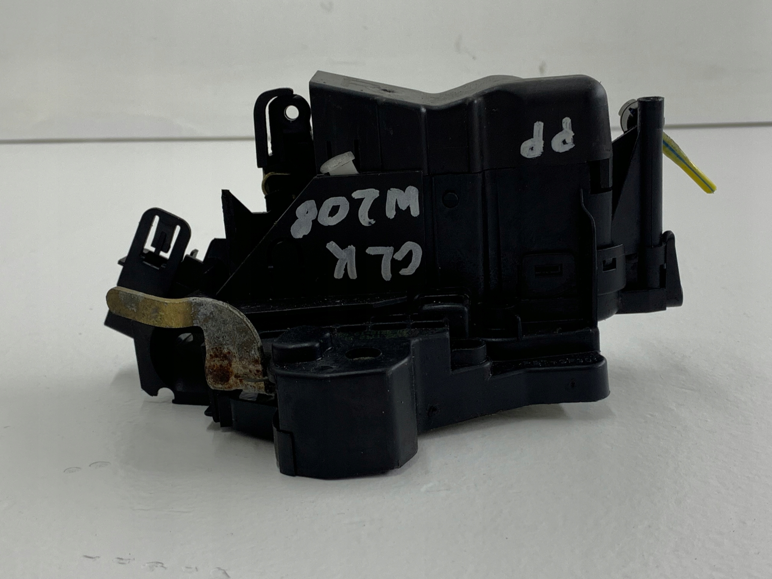 MERCEDES CLK W208 lock door right front 2087200435