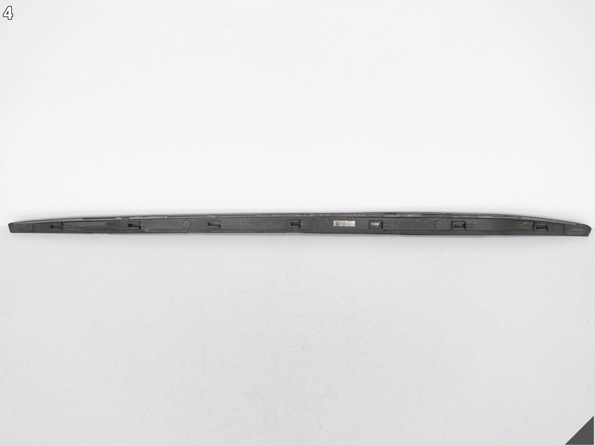 AUDI A3 S3 8Y0 S-LINE SPORT 20- threshold moulding threshold cap right B.LADNY