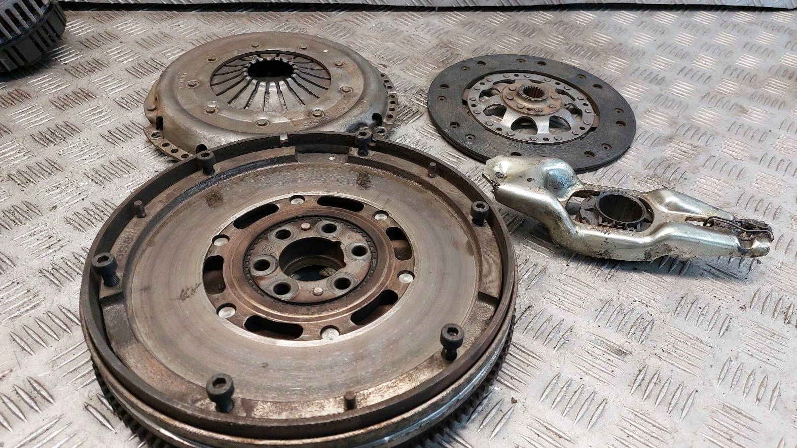 VOLANO USATO disco di pressione LOZYSKO A4 B5 1.6 8v