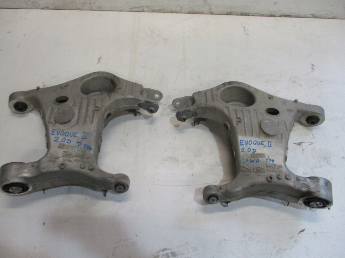 arm RANGE ROVER EVOQUE II rear part right left