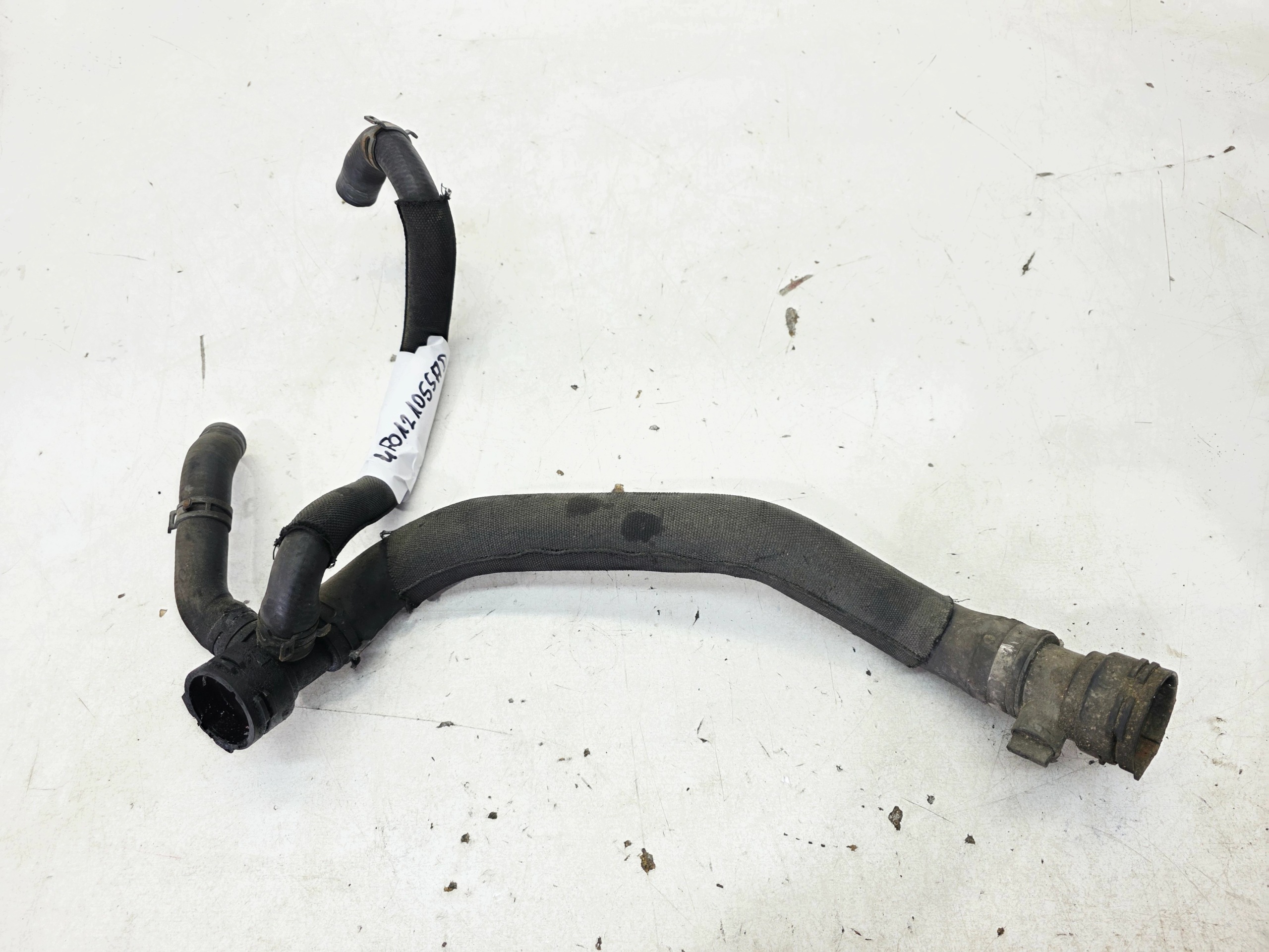 prijenos cijev crijevo vode AUDI A6 C6 LIFT 2.0 TDI 4F0121055AD