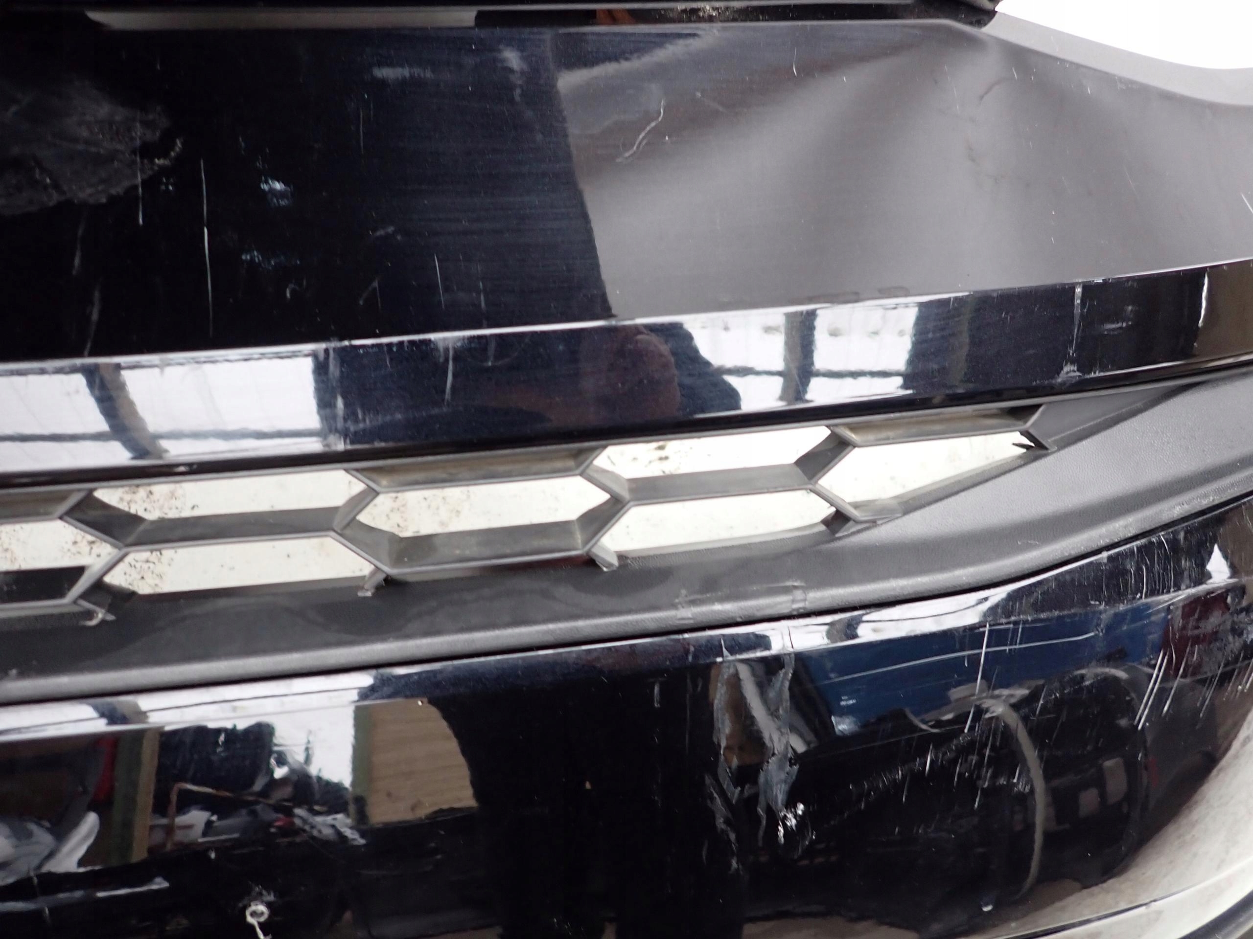 VW E-UP LIFT 16- bumper front front + LEDY