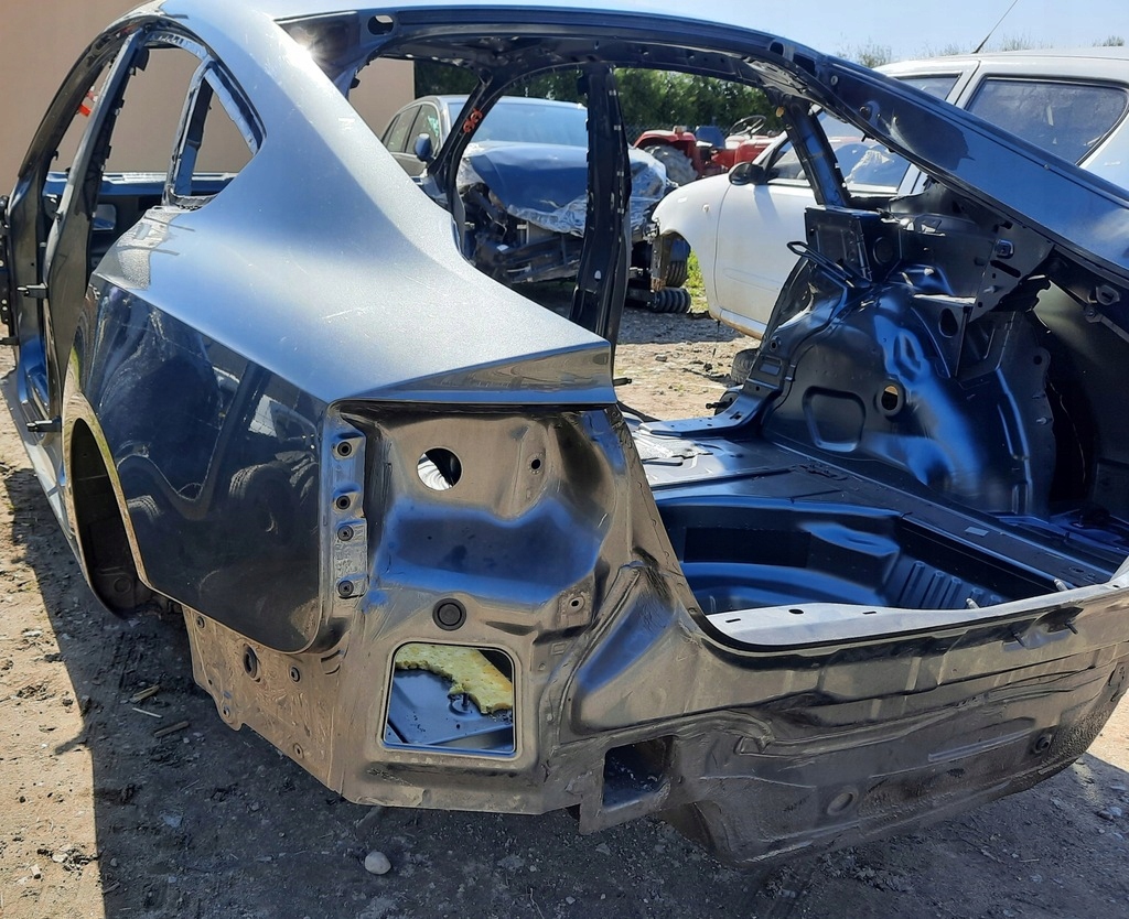 AUDI A5 SPORTBACK 2014R WANNA PAS TYLNY LZ7S Producent części Audi OE