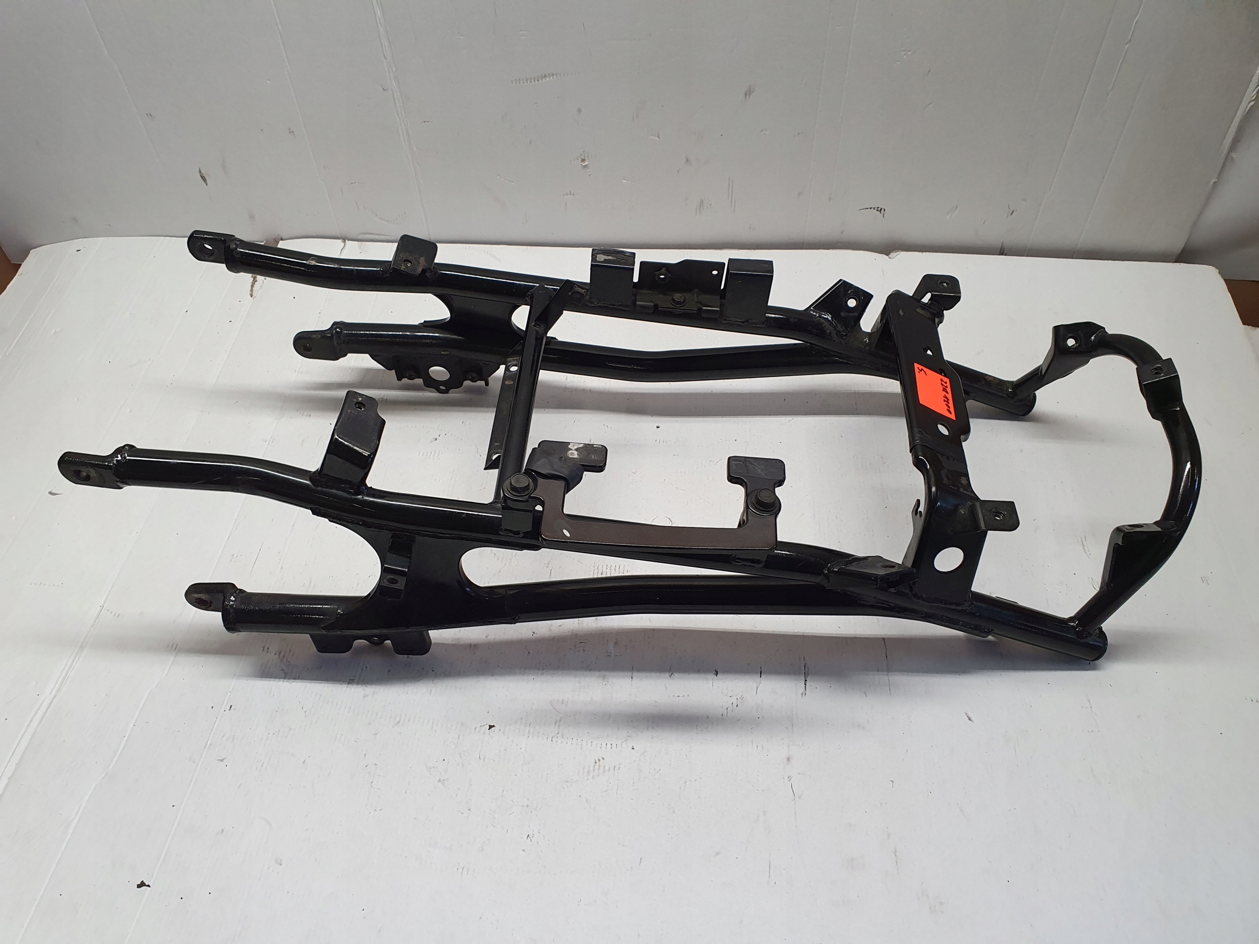 TYLNA RAMA STELAZ KAWASAKI ZZR1200 ZZR 1200