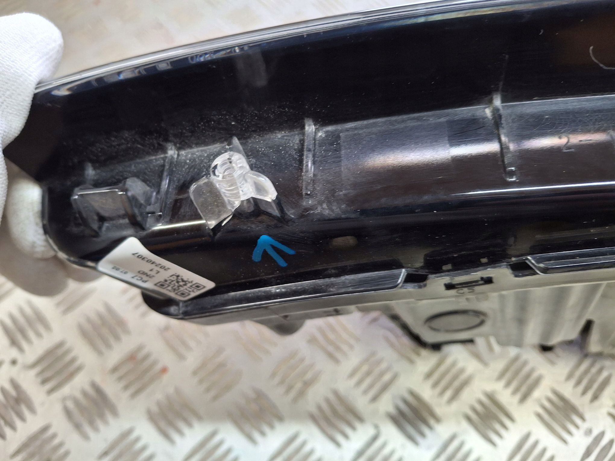 light front left FULL LED TESLA 3 HIGHLAND 2023R->