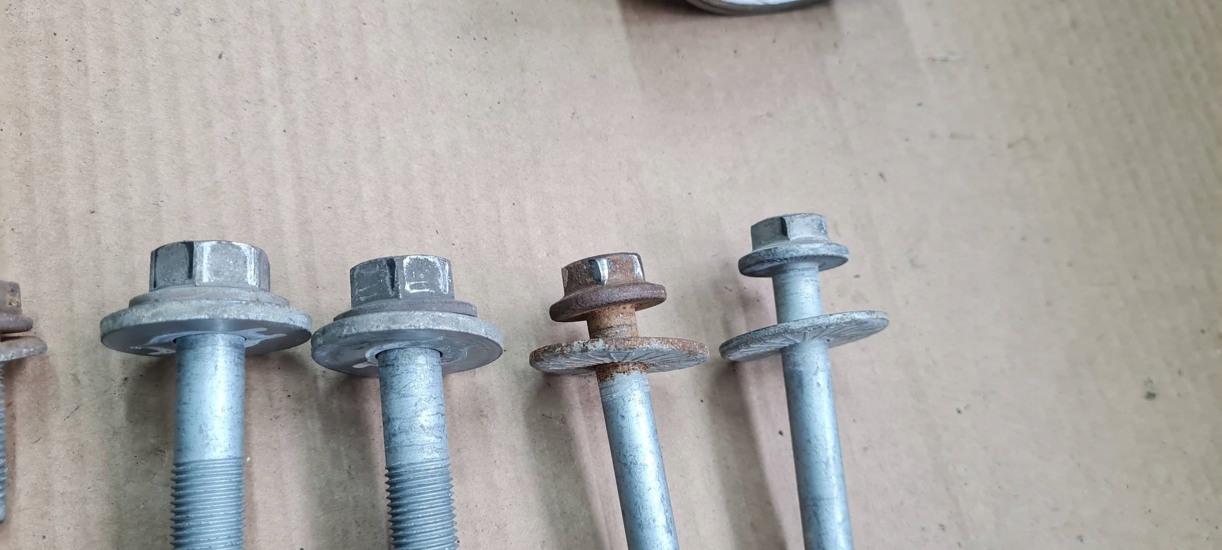 A4 B9 8W S4 screws springing rear part SANEK siders KOLYSKI S5 8W A5