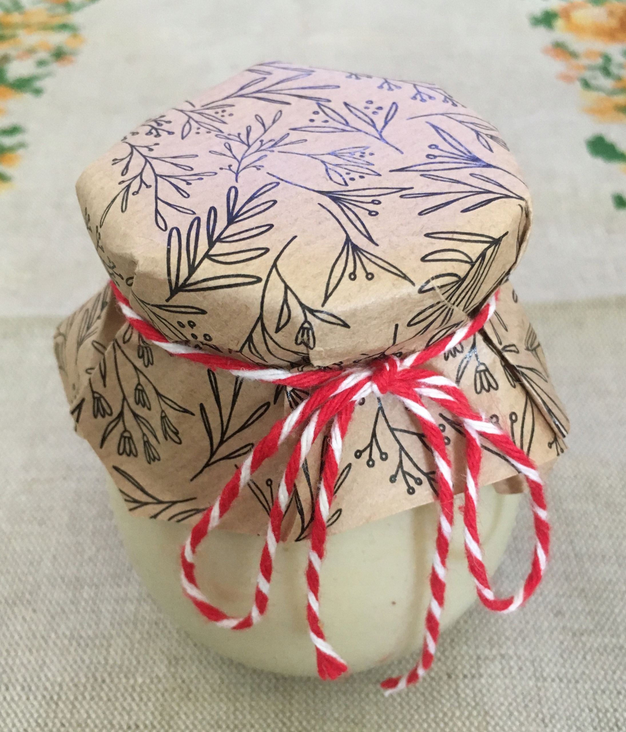 

50 szt nakładki kapturki etykiety na słoiki eko