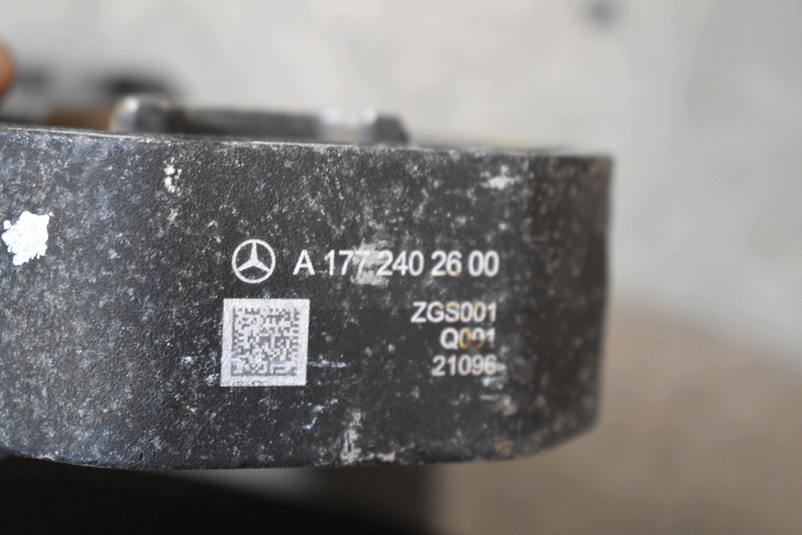 IDEALNA holder engine mount MERCEDES X247 GLB 1