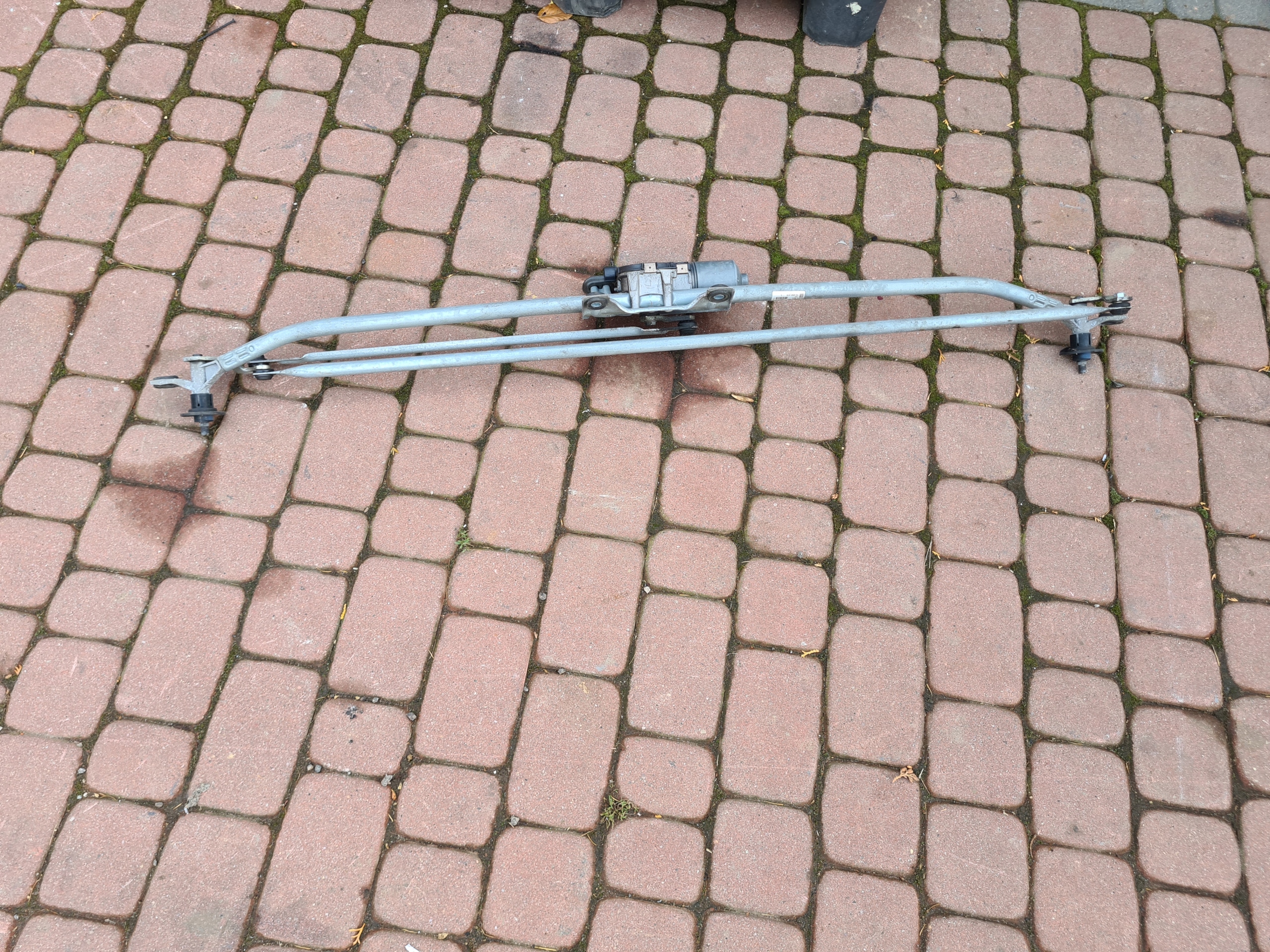 Механізм склоочисника EU Opel Meriva B 13250416