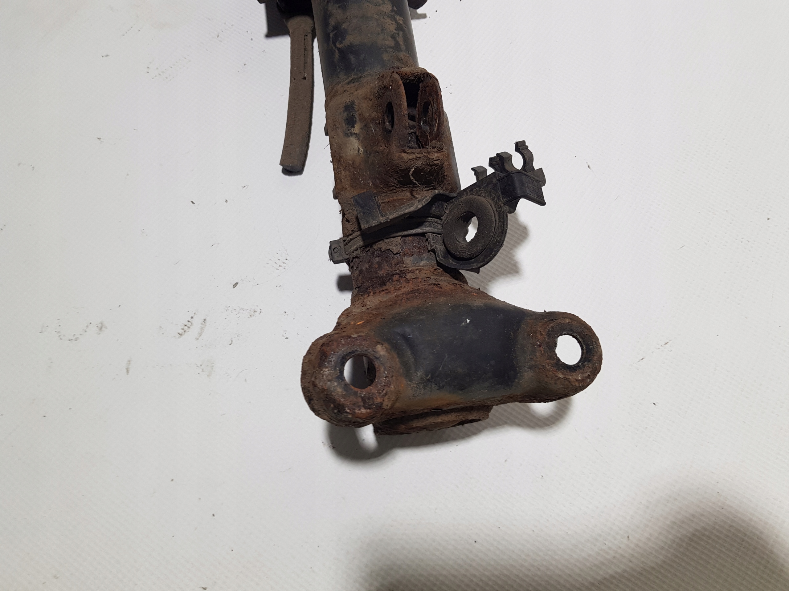 shock absorber front left right MERCEDES W207 C207