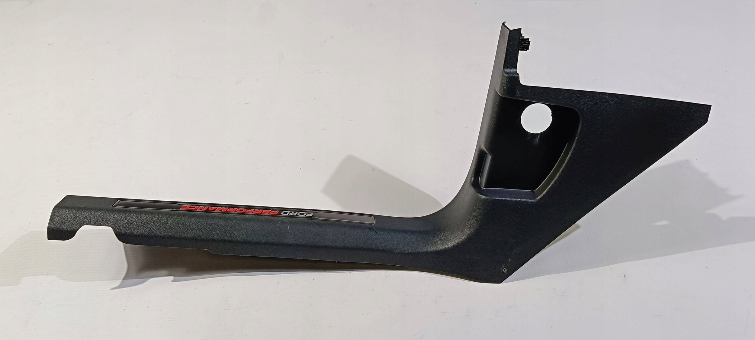 cap moulding threshold of the threshold inner left Ford Explorer ST 2020