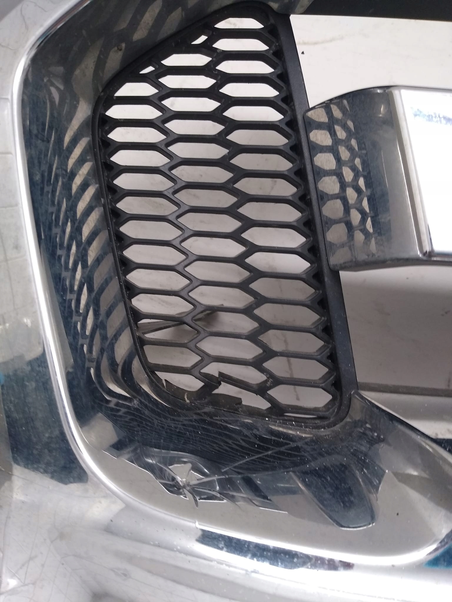 FORD RANGER III 3 LIFT 15-19 Grill Grill