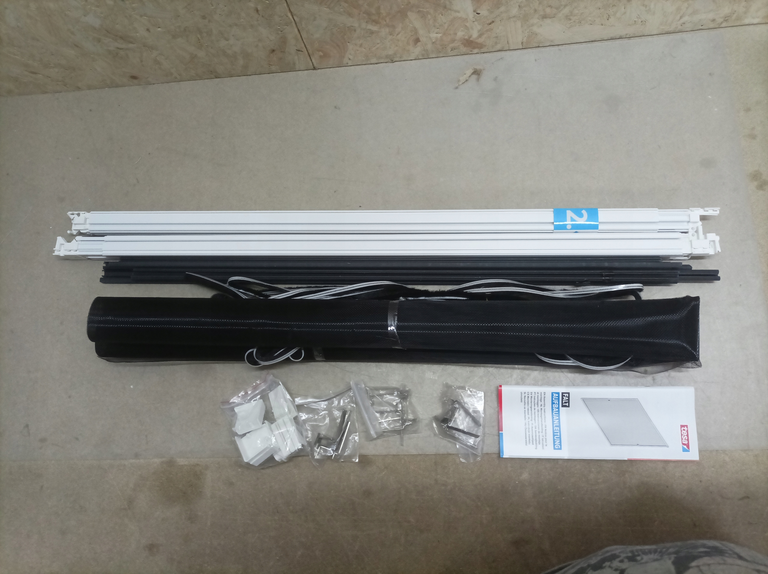 F36 Tesa Insect Stop FALT Regulowana moskitiera okienna 80-140 cm Kod producenta 552140000000