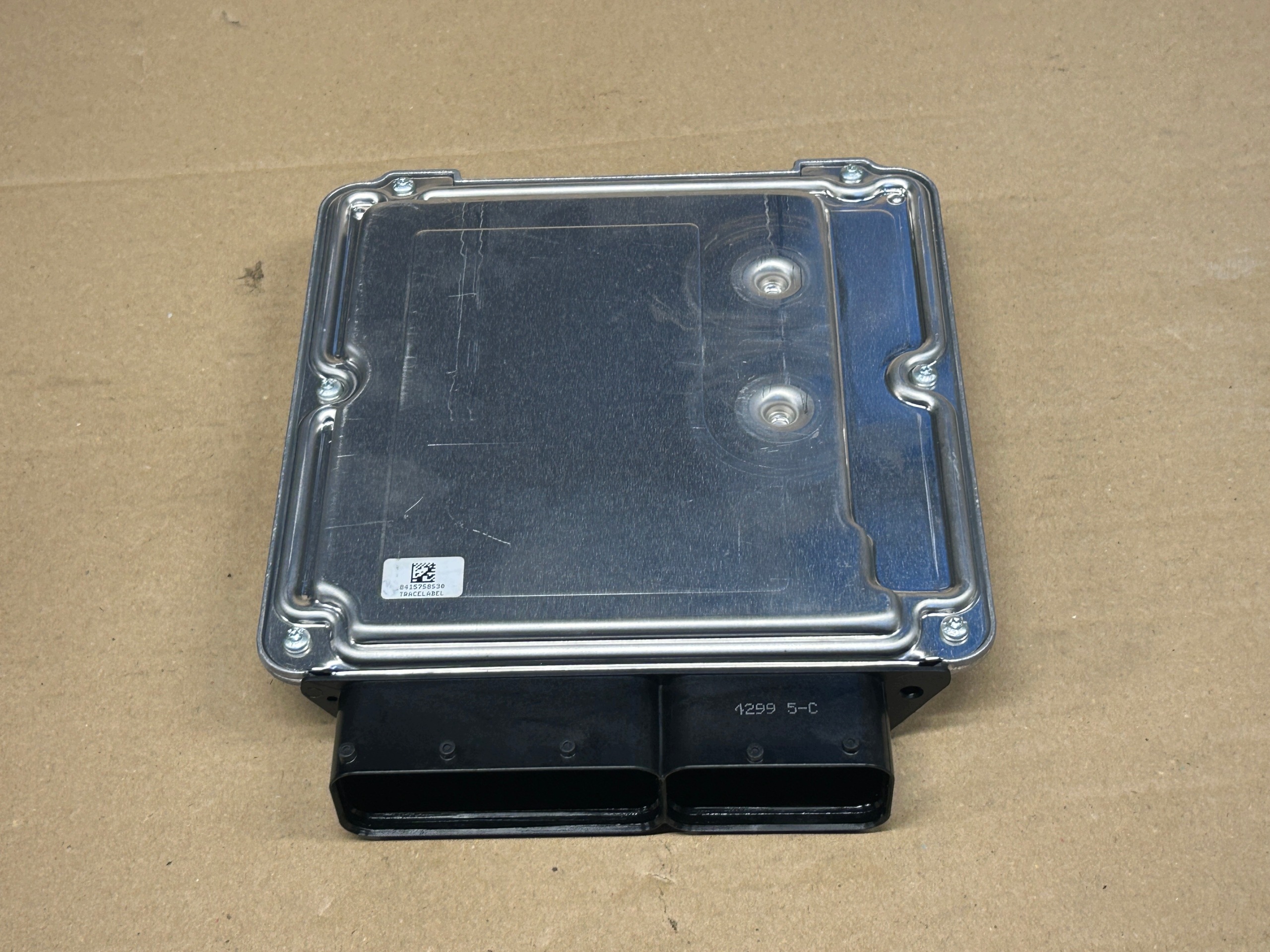 VW T5 2,5 TDI control unit computer of the engine 070906016EA
