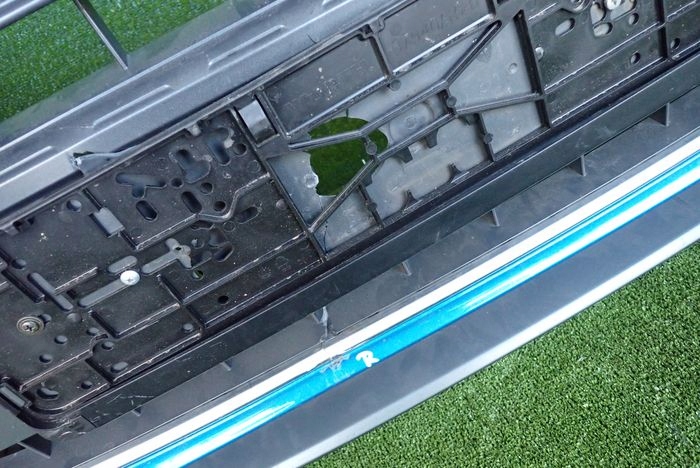 AUDI Q3 15- Frontstoßstange vorne