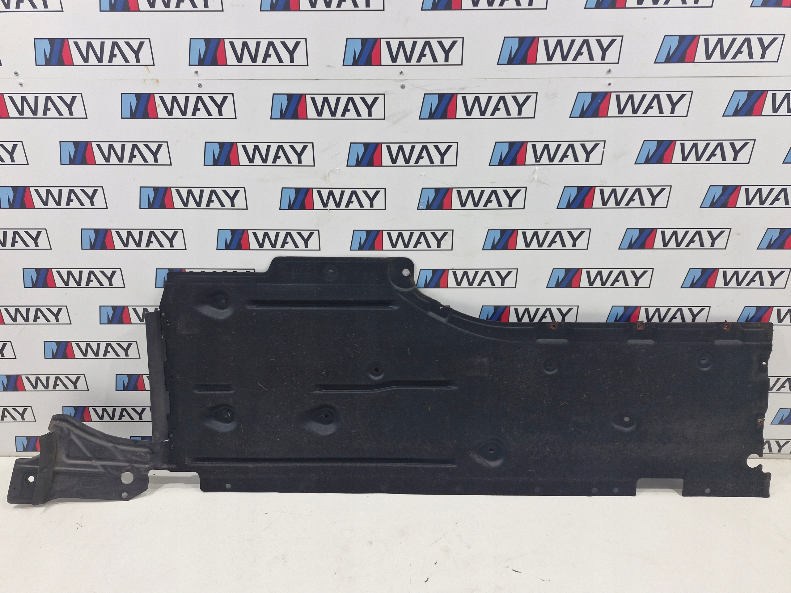 BMW X1 F84 Blende Abdeckung abdeckung Unterfahrschutz links 7244593