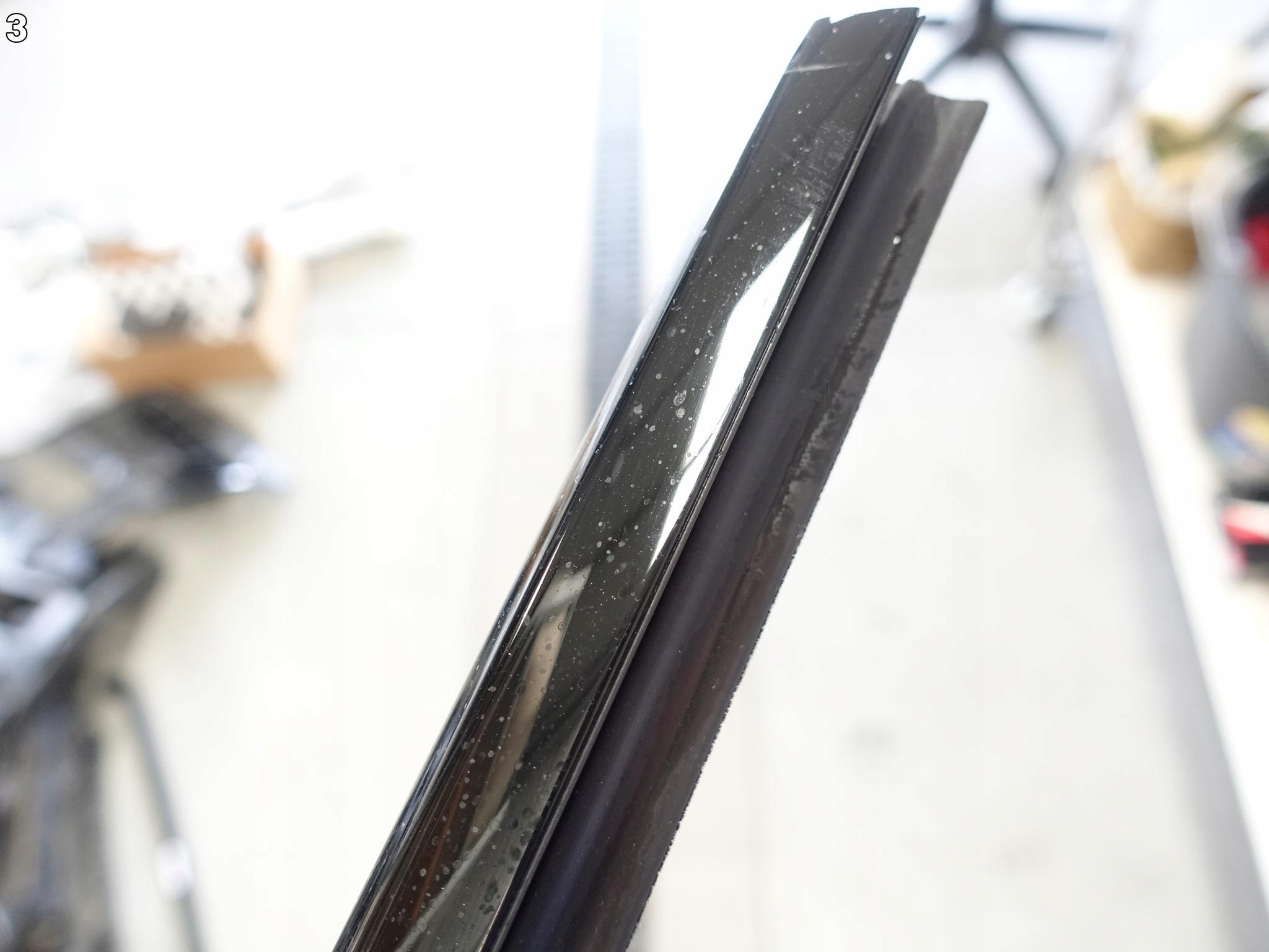 AUDI A6 S6 E-TRON AVANT 85F 24- moulding dust windows door front right
