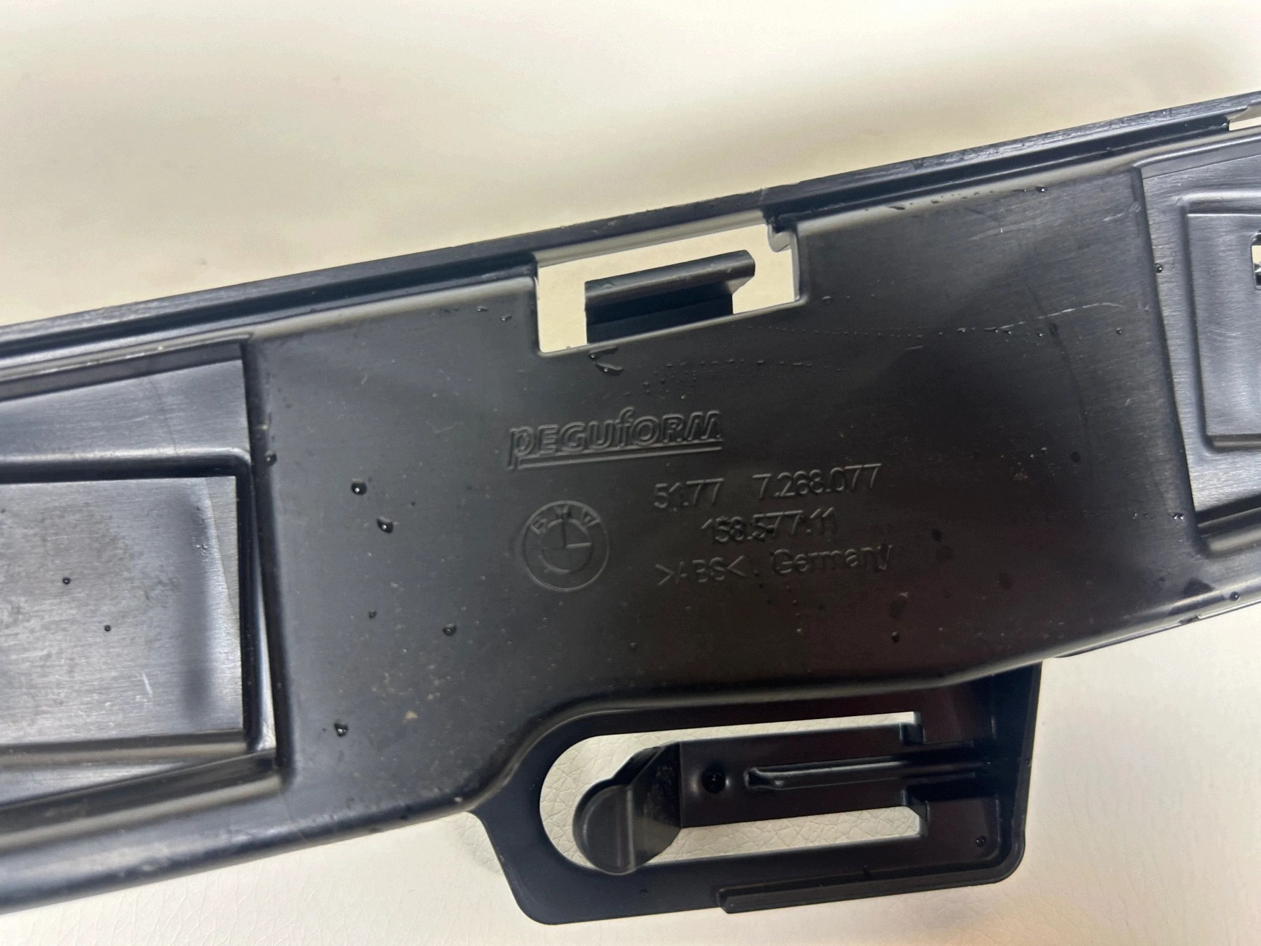 BMW 2 F22 bracket holder support left 51777268077