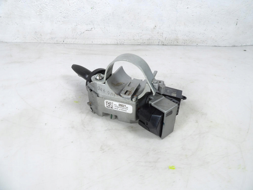 OPEL ASTRA K 1.4T ignition 39079938
