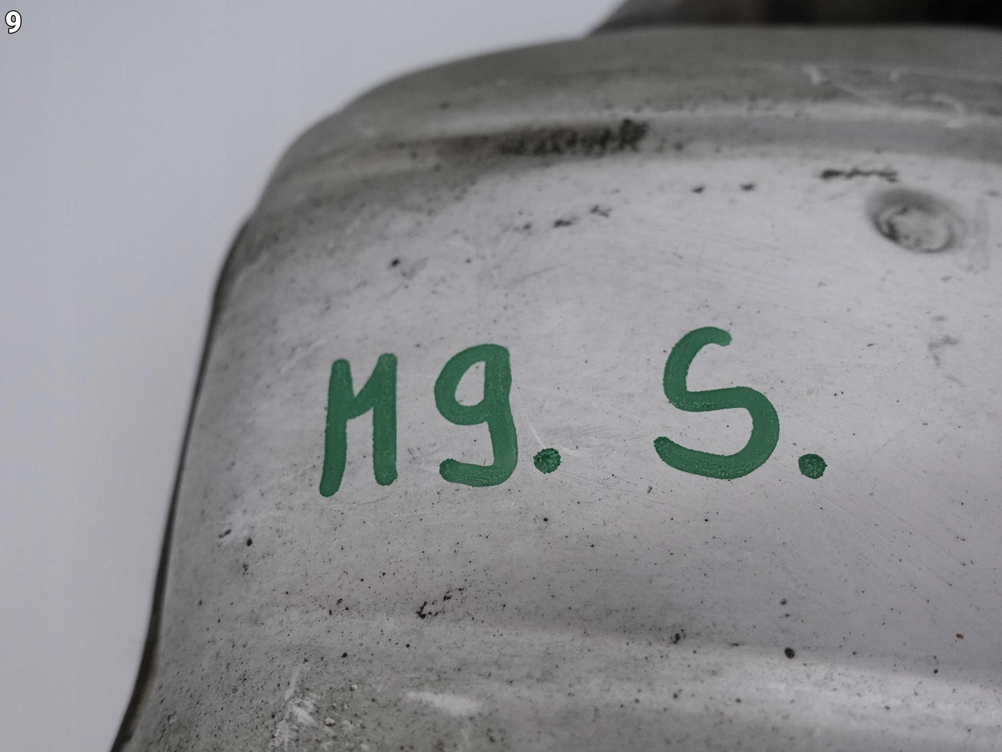 PORSCHE MACAN 95B TURBO GTS exhaust pipe TLUMIK left