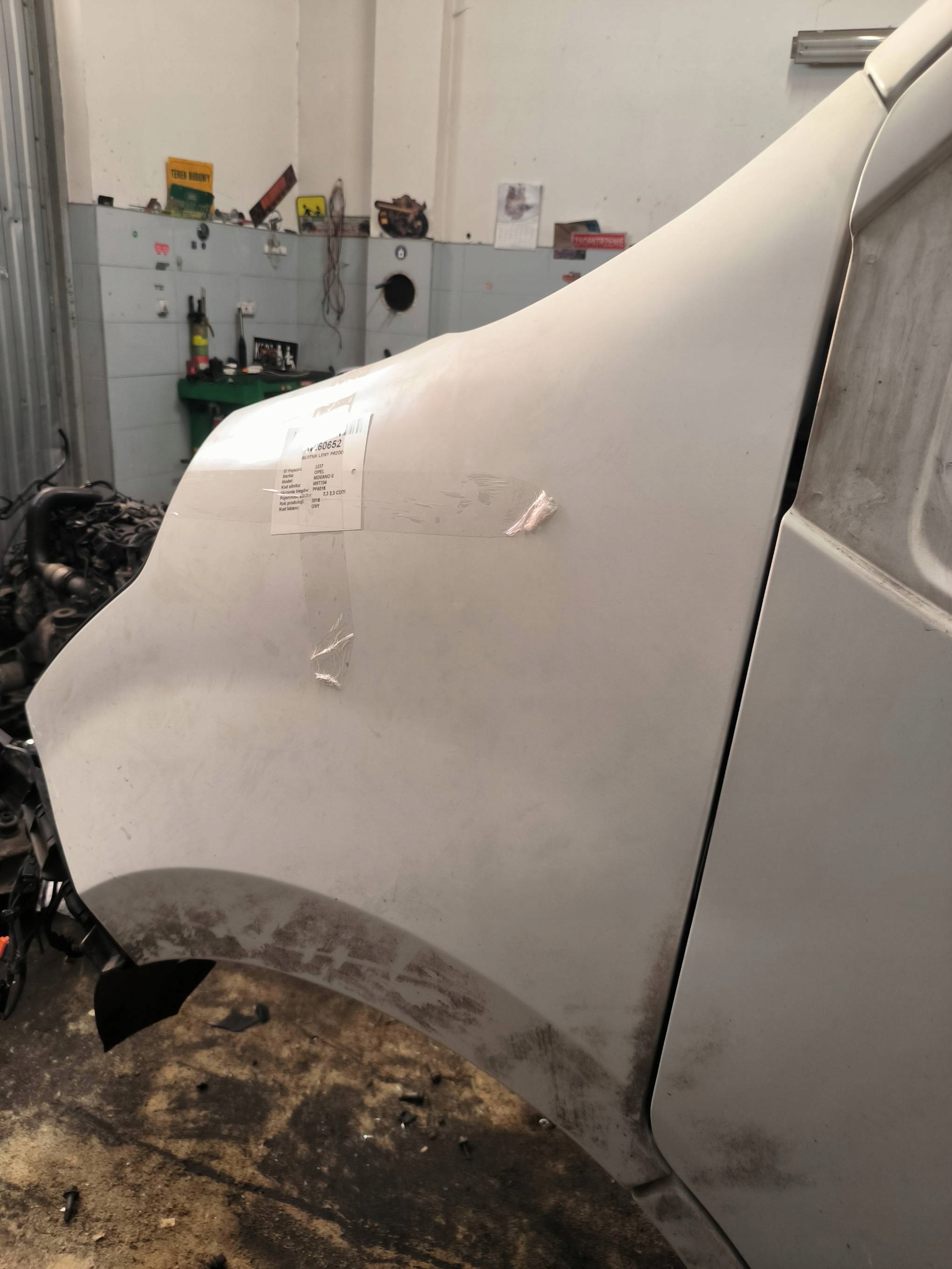 fender left front GNY OPEL MOVANO II B