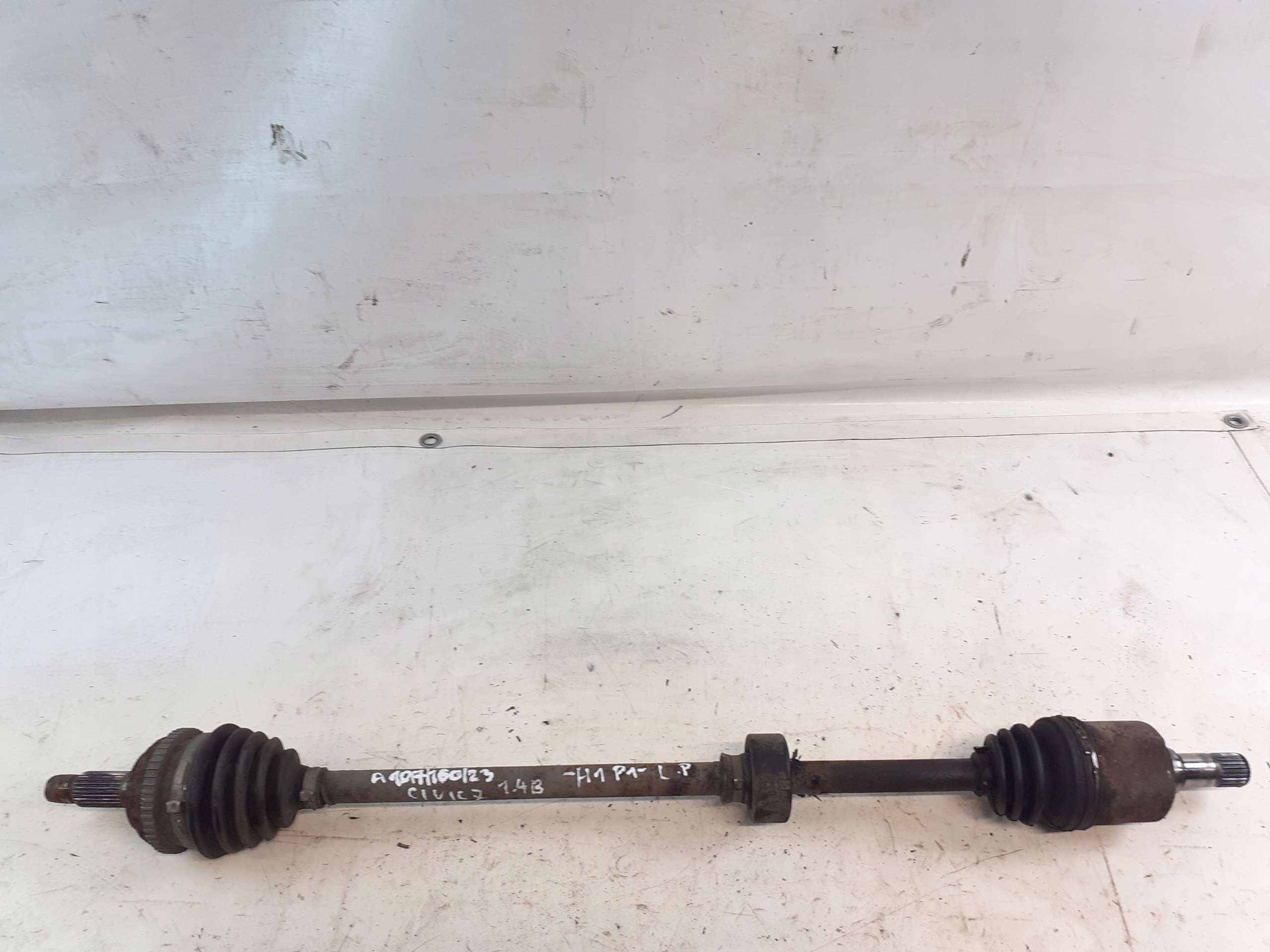 semi-axis left front Honda Civic VII 7 1,4B 66KW