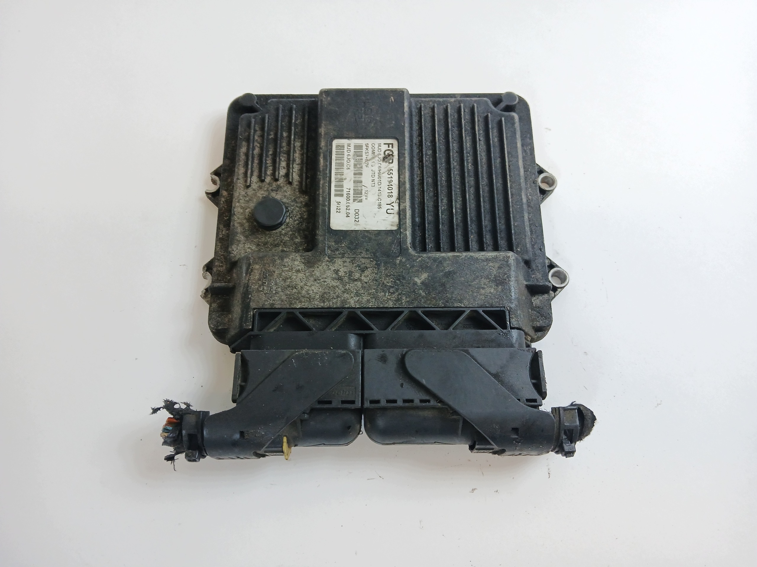 OPEL COMBO C 1.3 CDTI control unit computer of the engine 55194018