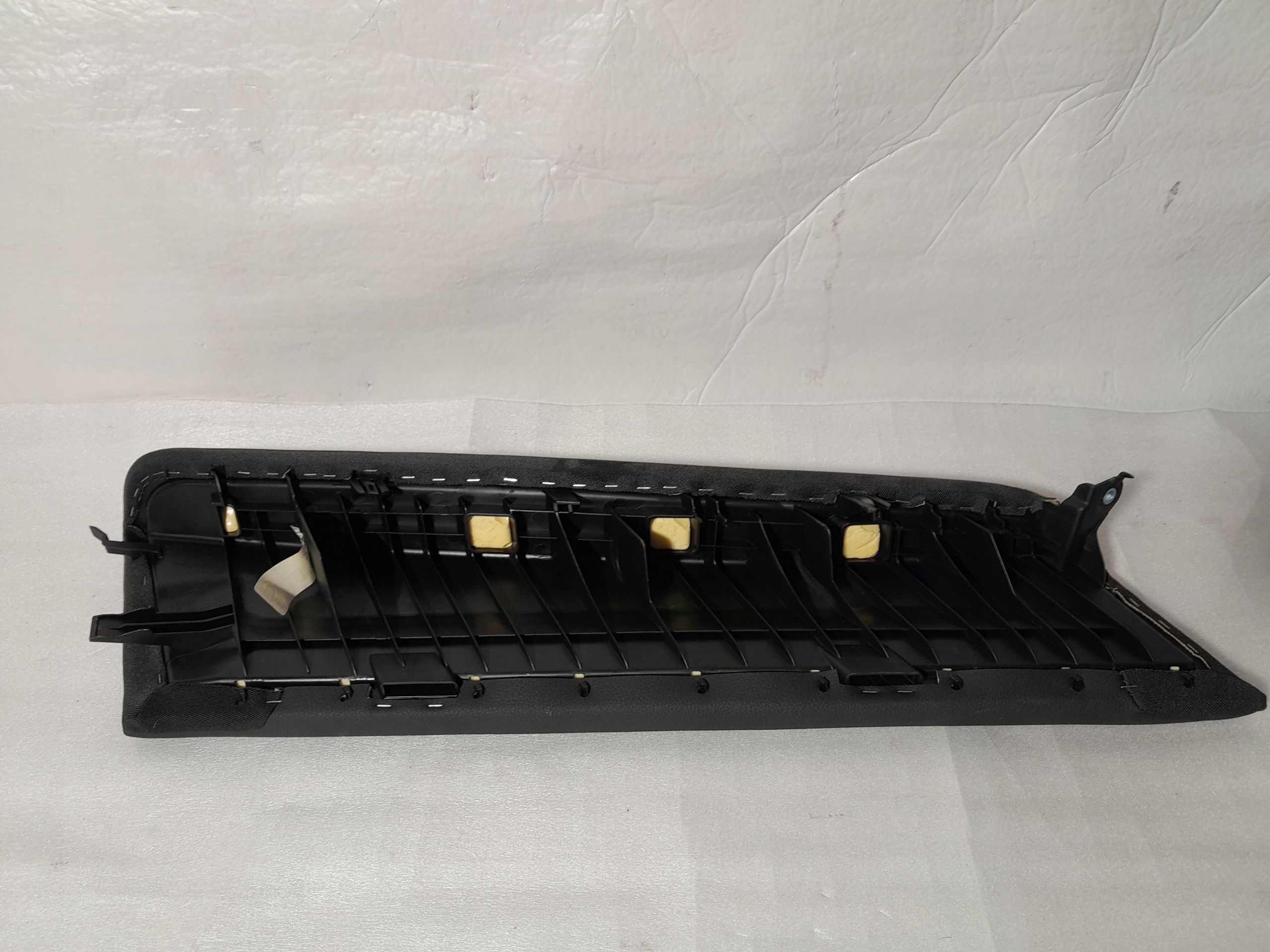 AUDI Q8 4M upholstery side KANAPY left rear part 4M8885703A