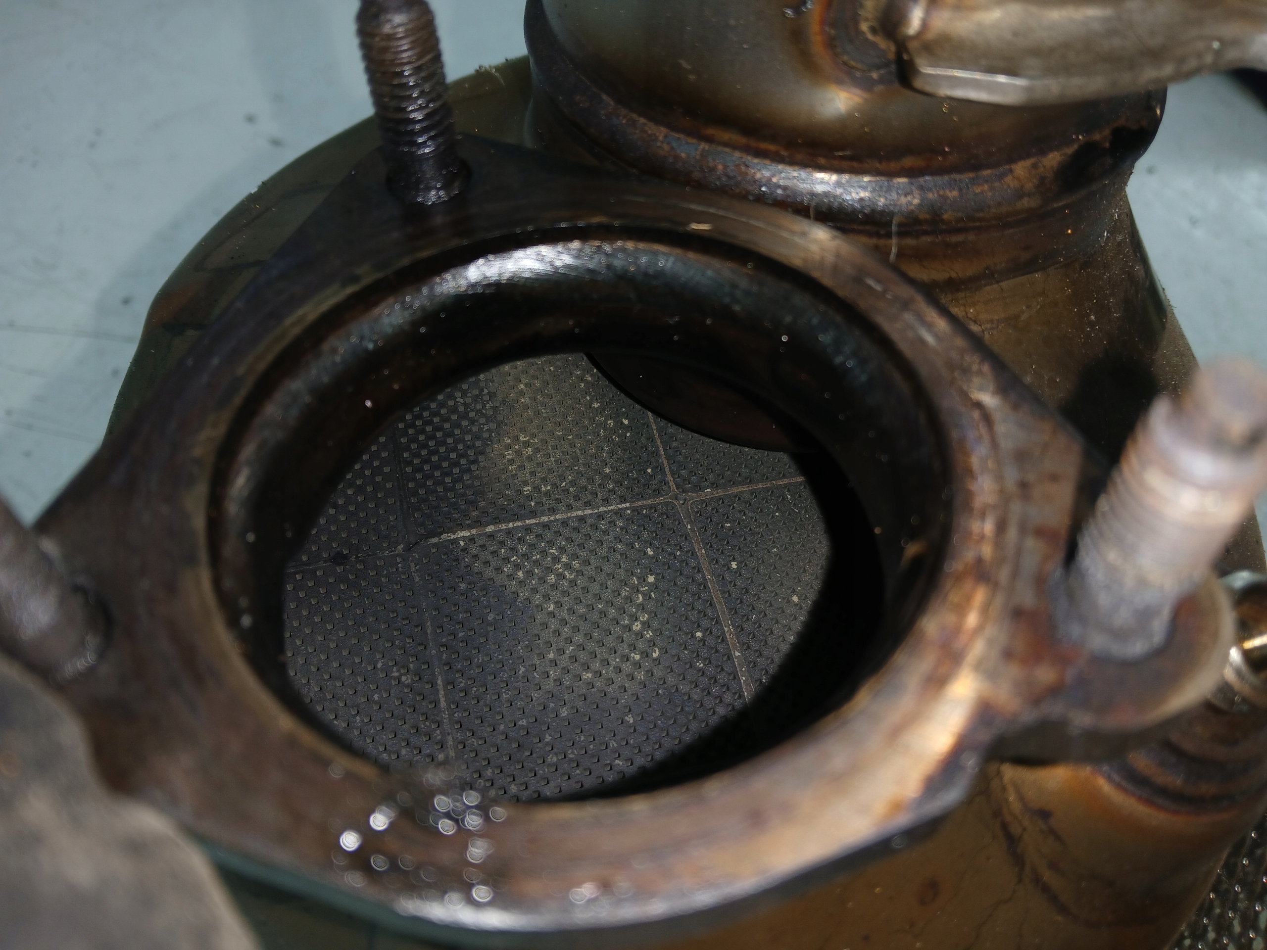 AUDI A4 B9 Q5 A5 A6 2.0 TDI catalyst DPF 04L131765BP 04L131670S