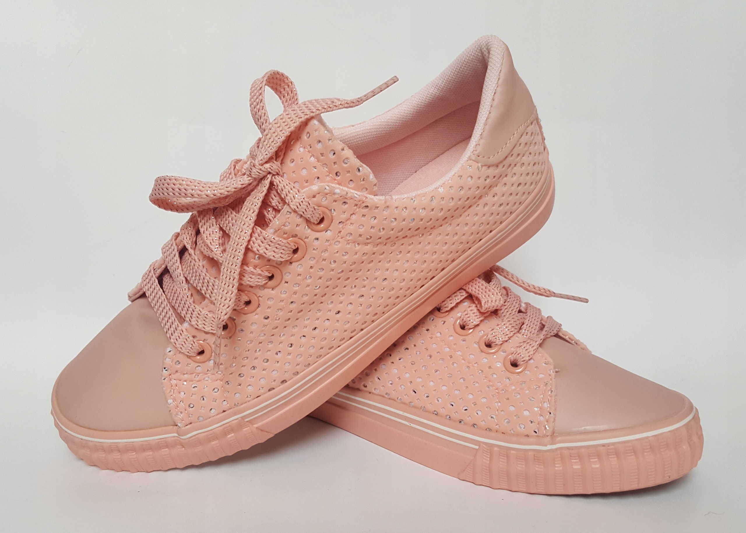 TRAMPKI / TENISÓWKI DAMSKIE RÓŻOWE r. 40