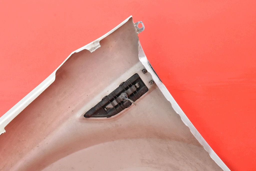 fender right front front ny CLEAR WHITE KIA SOUL 1 and 08-11