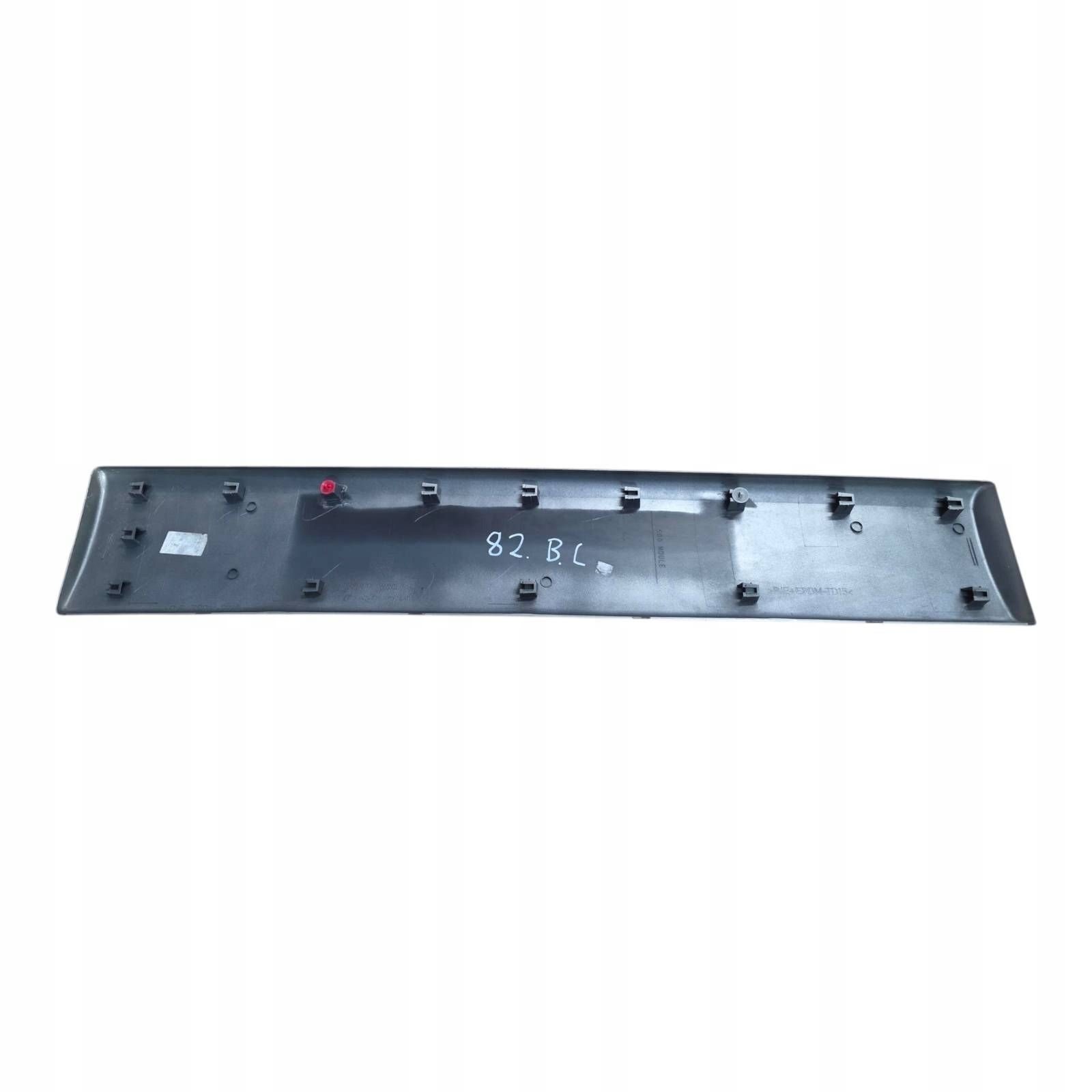 moulding side left TRAFIC II VIVARO C66 768550114R