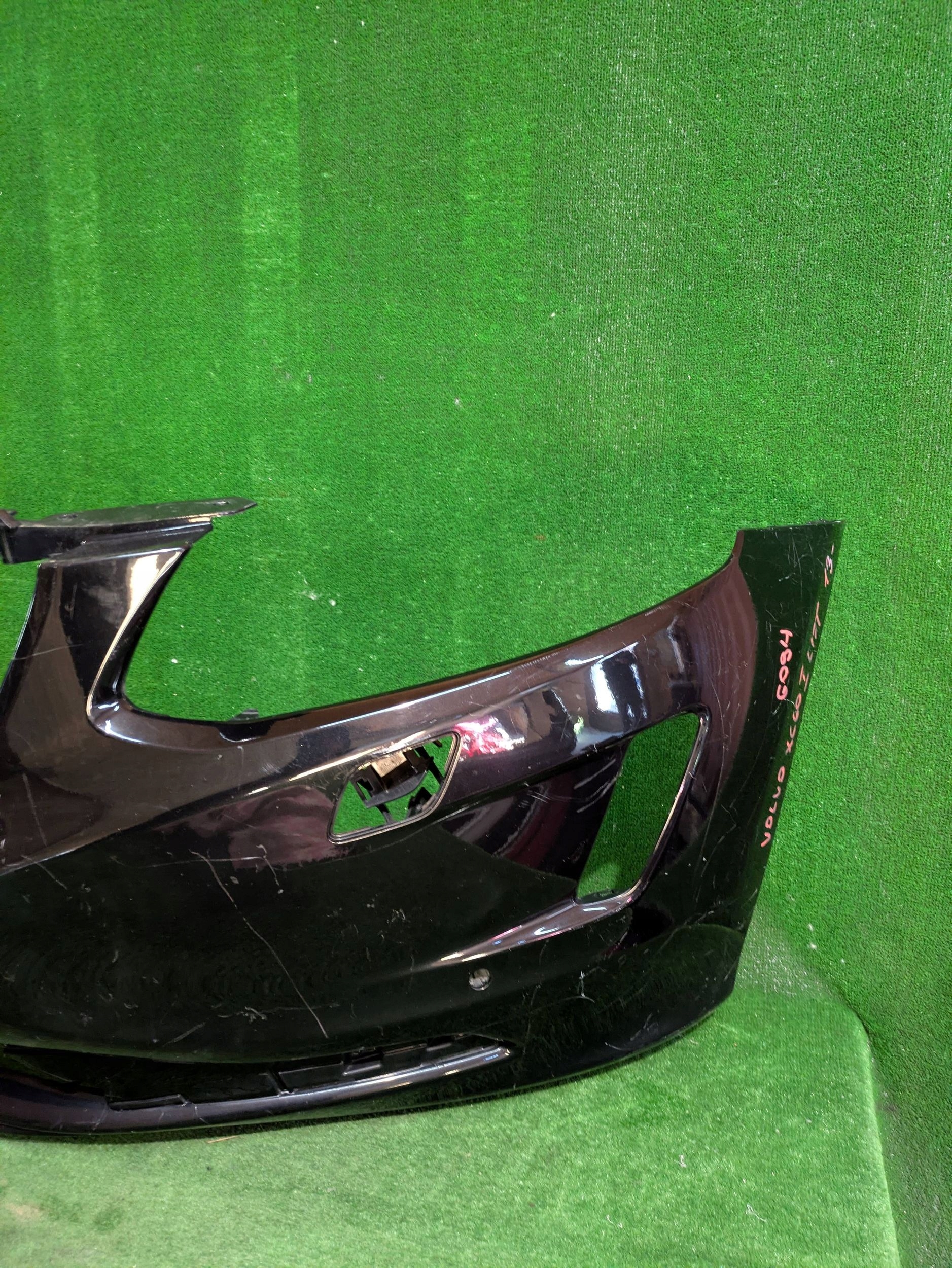 Frontstoßstange vorne VOLVO XC-60 und LIFT NR.6094
