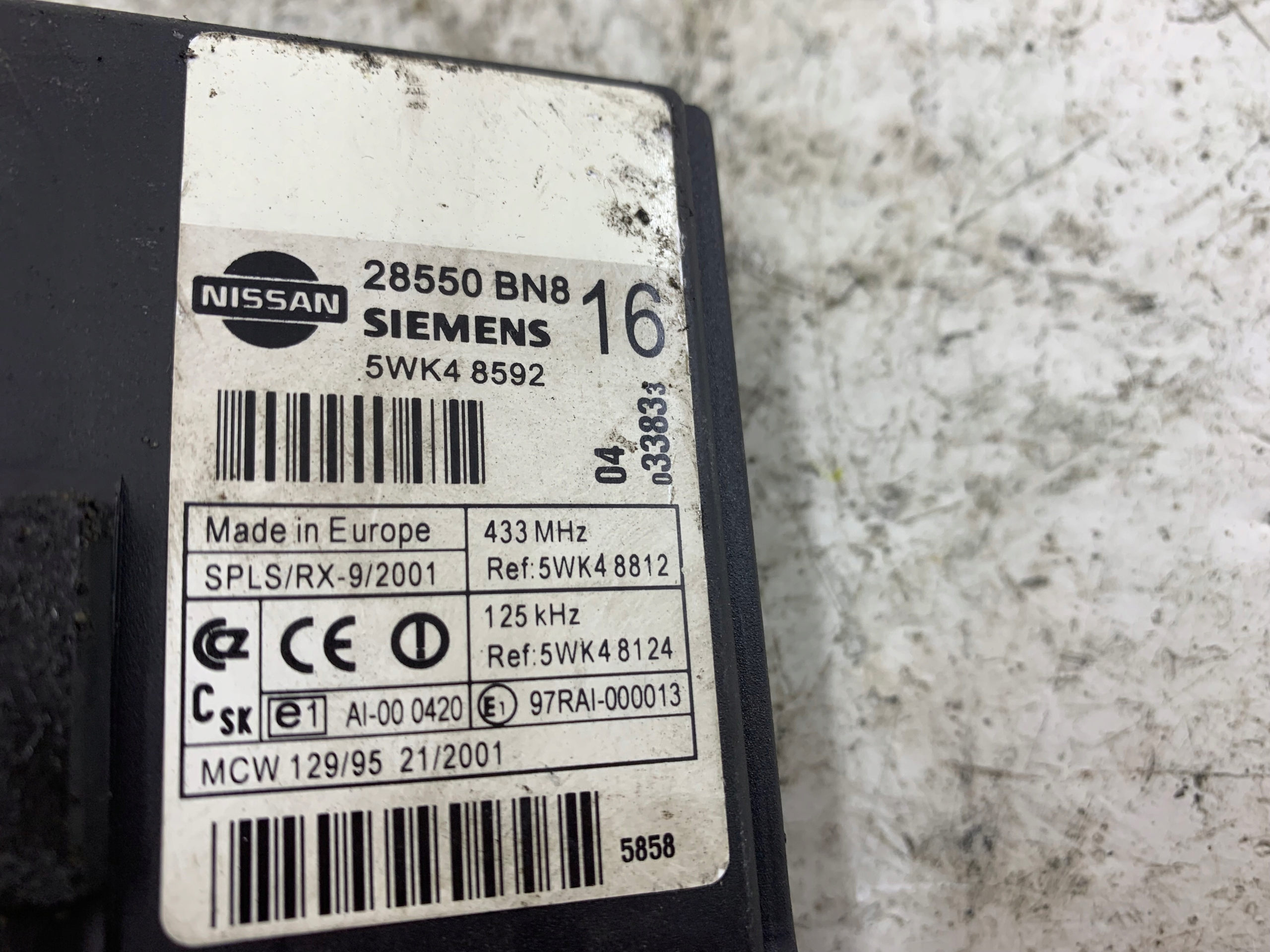 NISSAN ALMERA N16 Unité commande confort 28550BN816