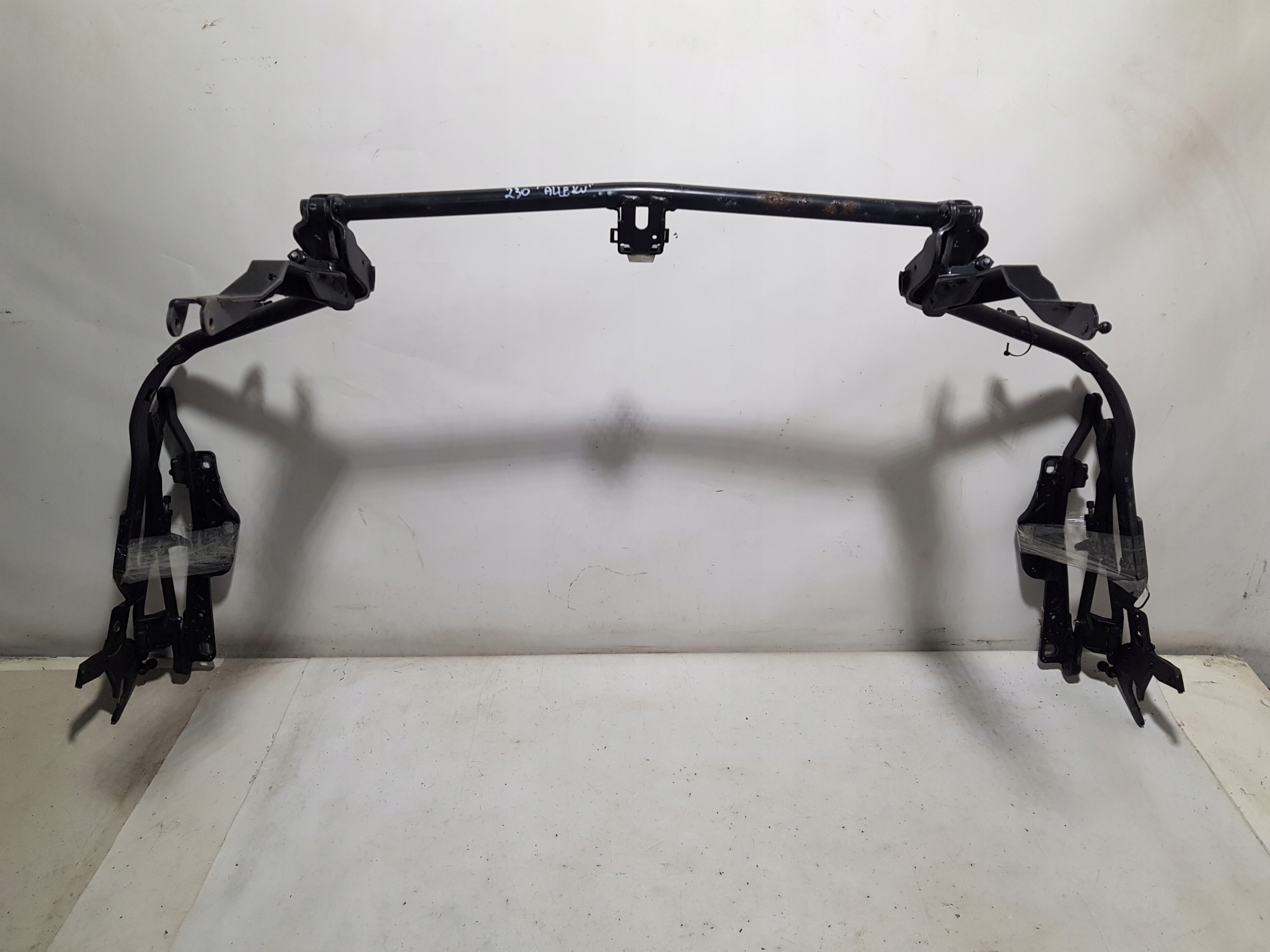 support mécanisme toit du capot MERCEDES SL R230 W230