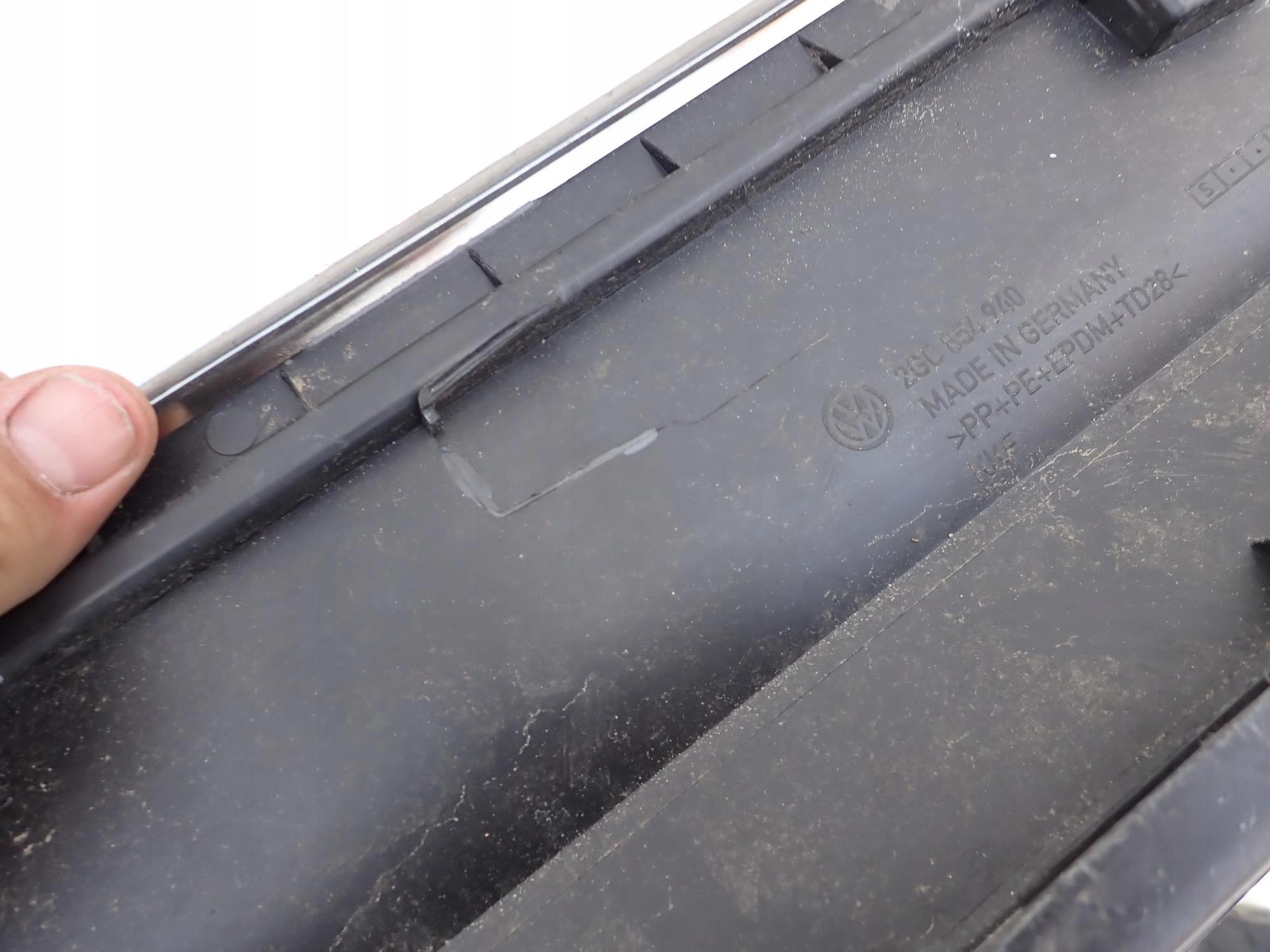 VW T-ROC 17-> moulding door right front CABRIO