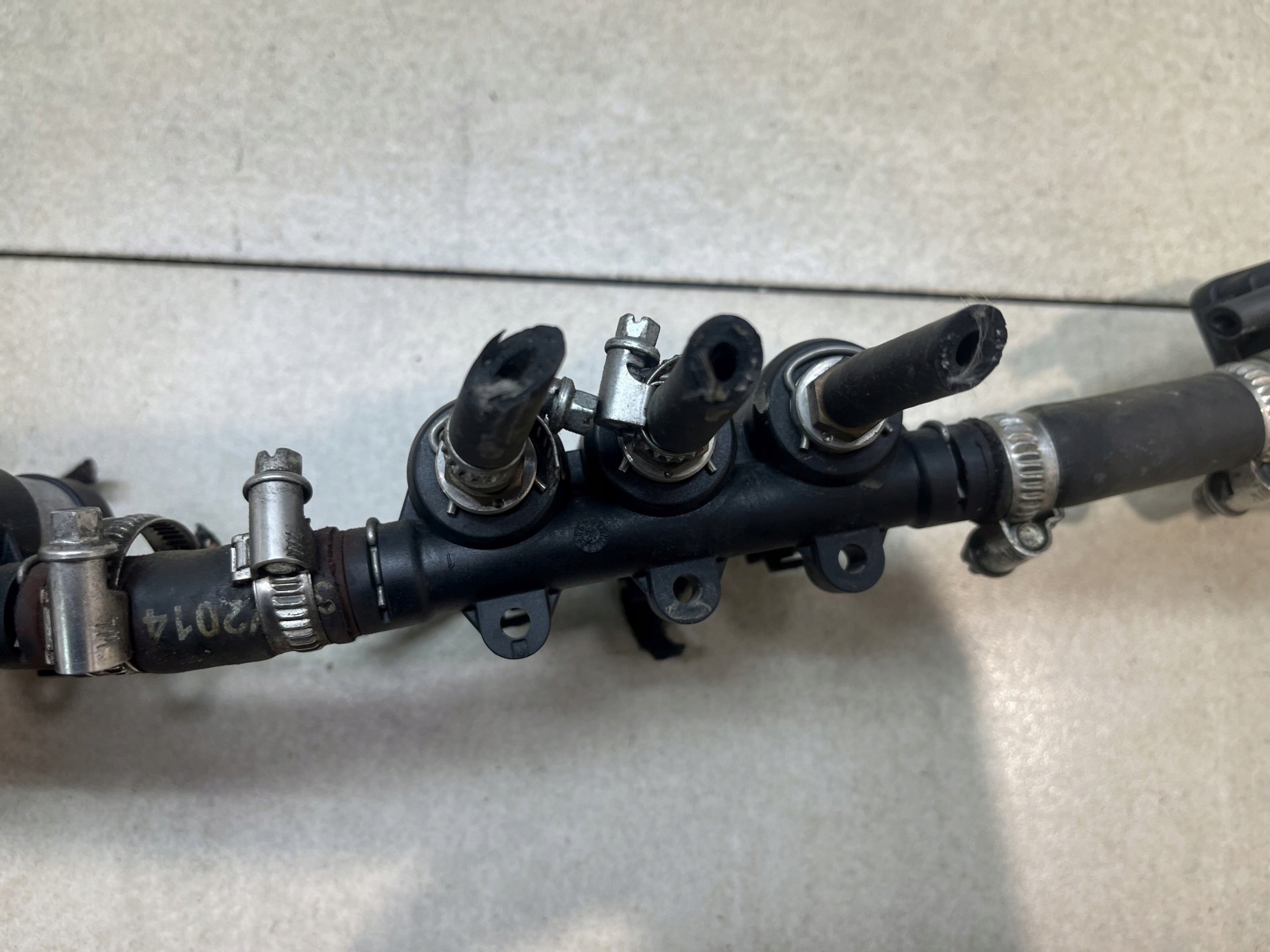 injection ramp nozzles gas LPG sensor PACIFICA 3.5 V6 110R006300