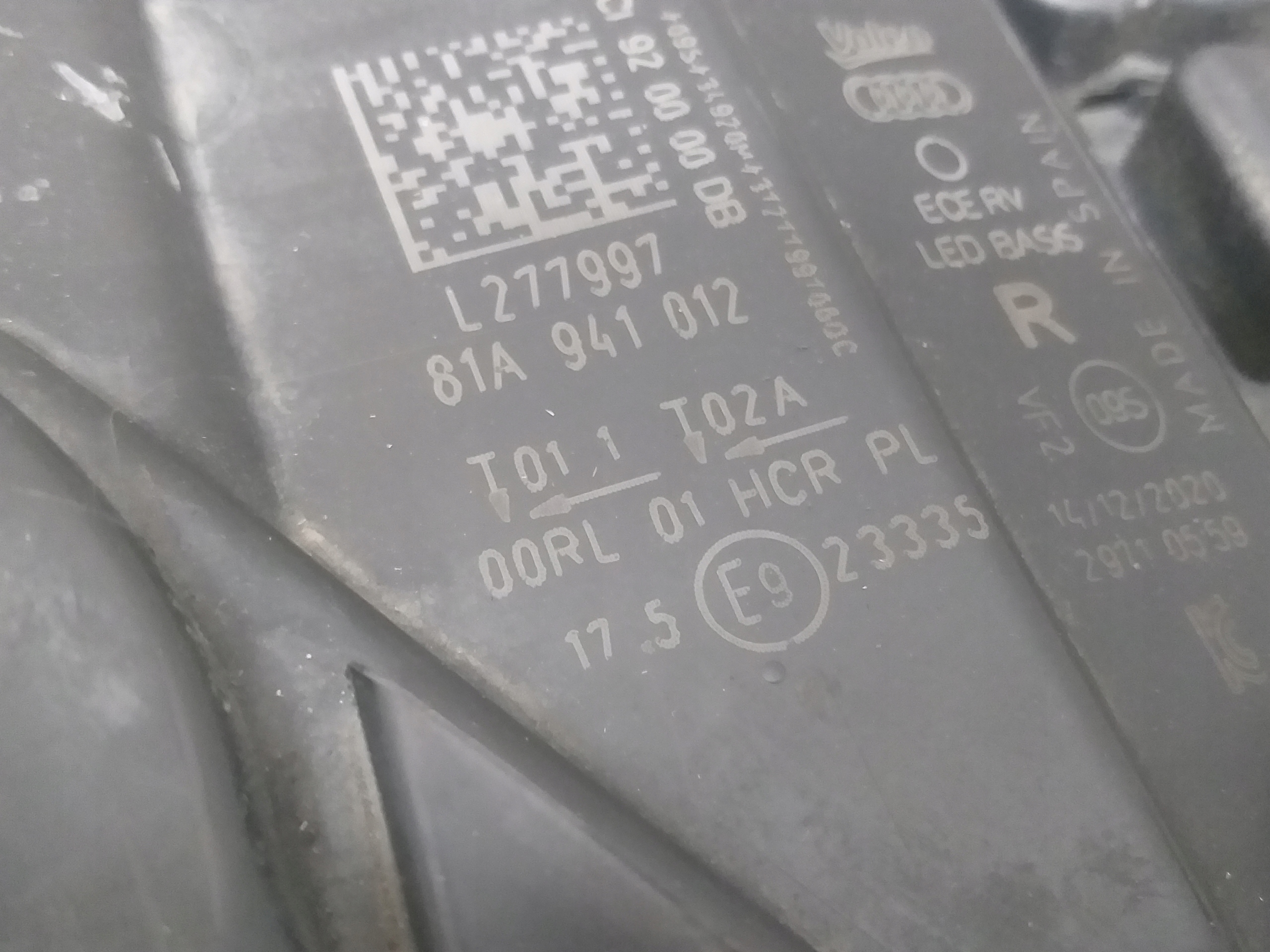 licht vorne rechts AUDI Q2 FULL LED 81A941012