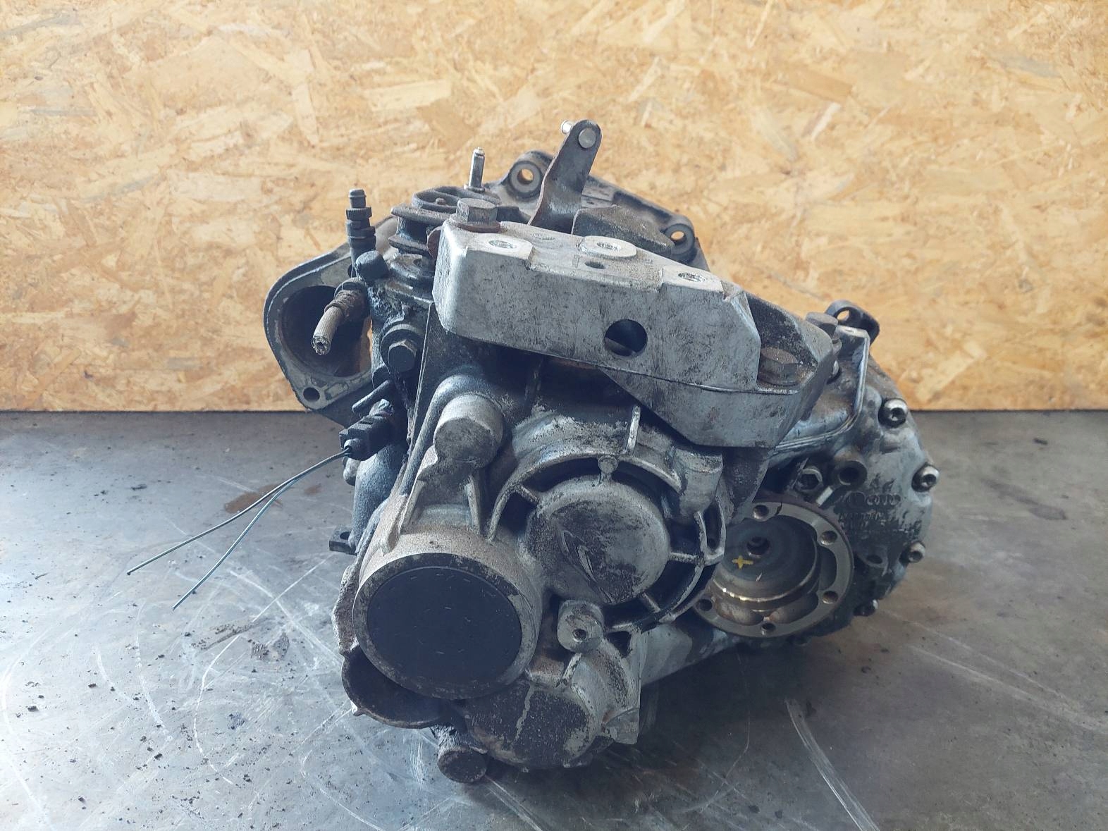 PRZEKLADKA per MANUAL 6-ingranaggi VOLKSWAGEN PASSAT B6 JMA