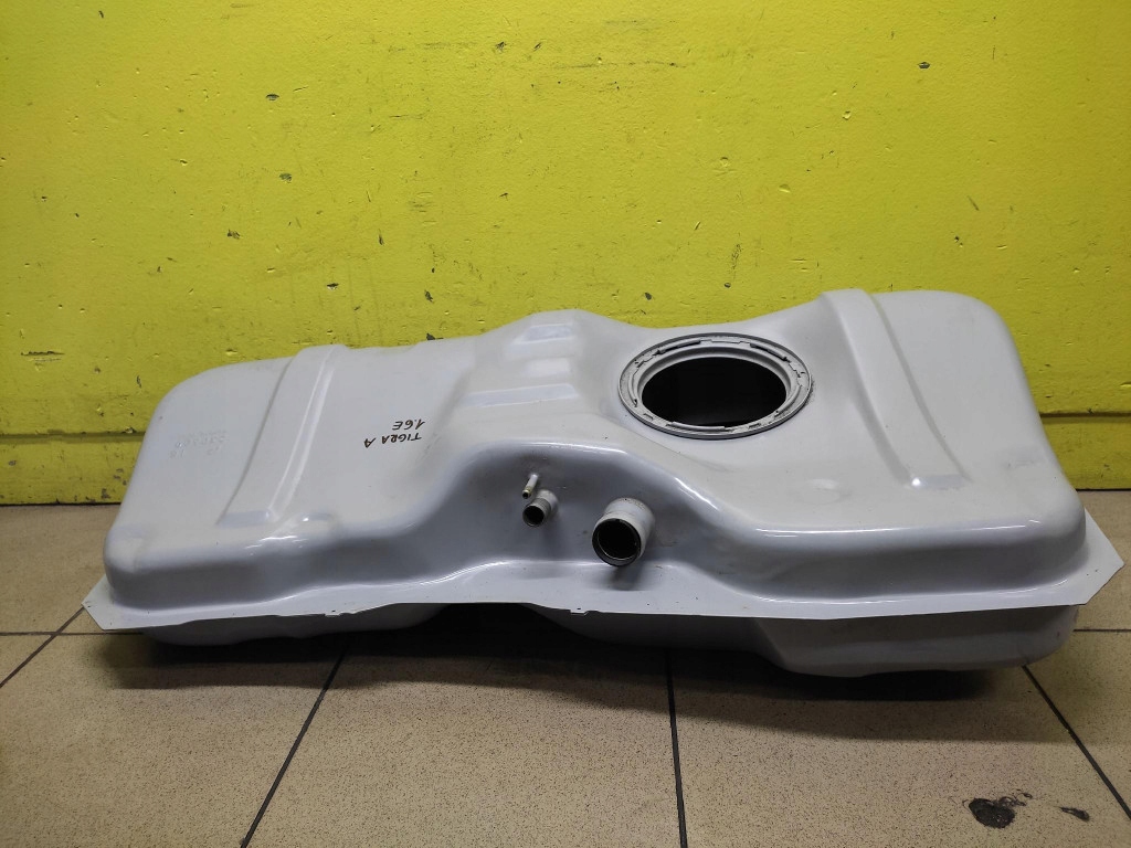 OPEL TIGRA 1.6 tank