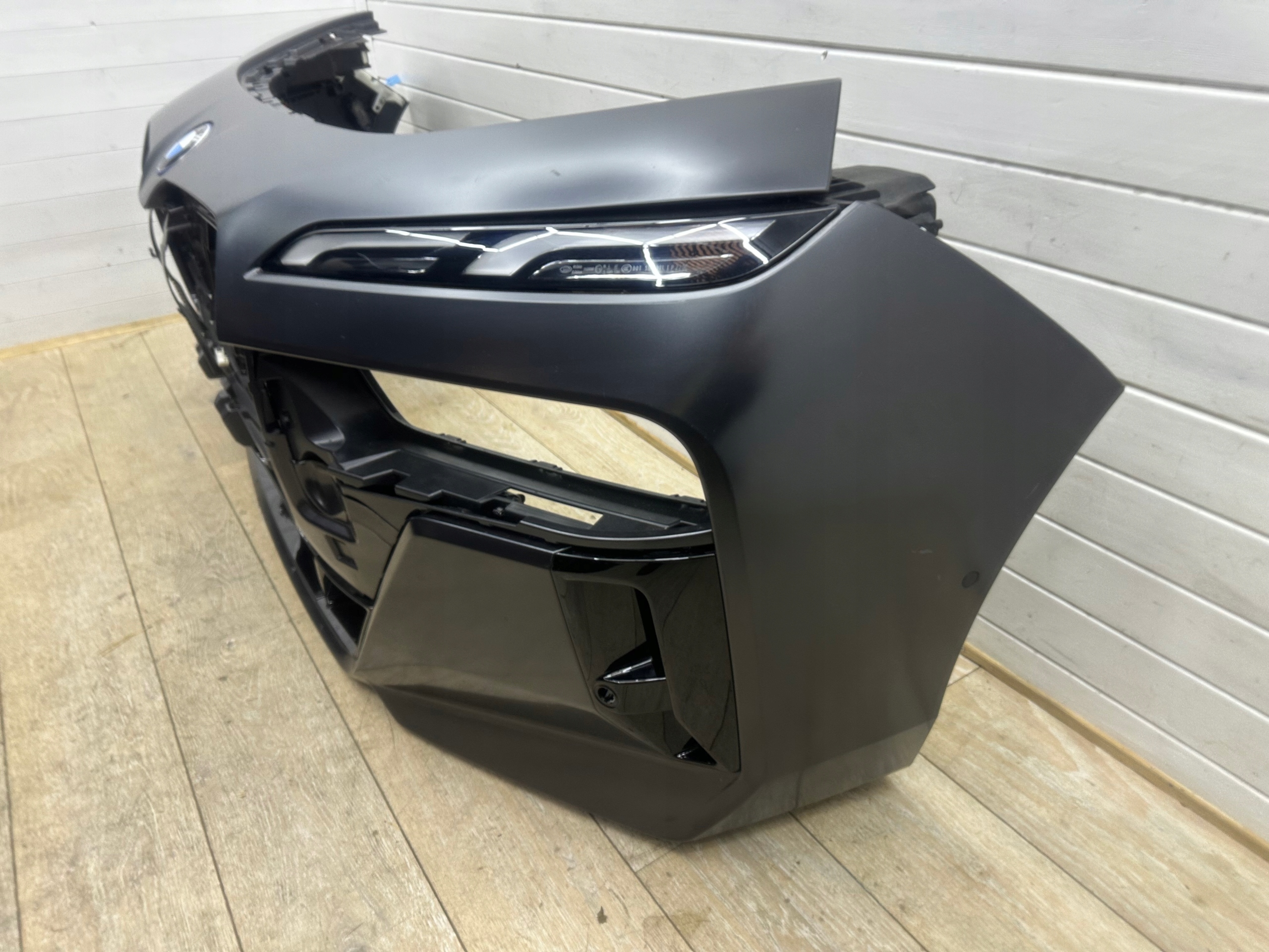BMW 7 i7 G70 M PAKIET front bumper front