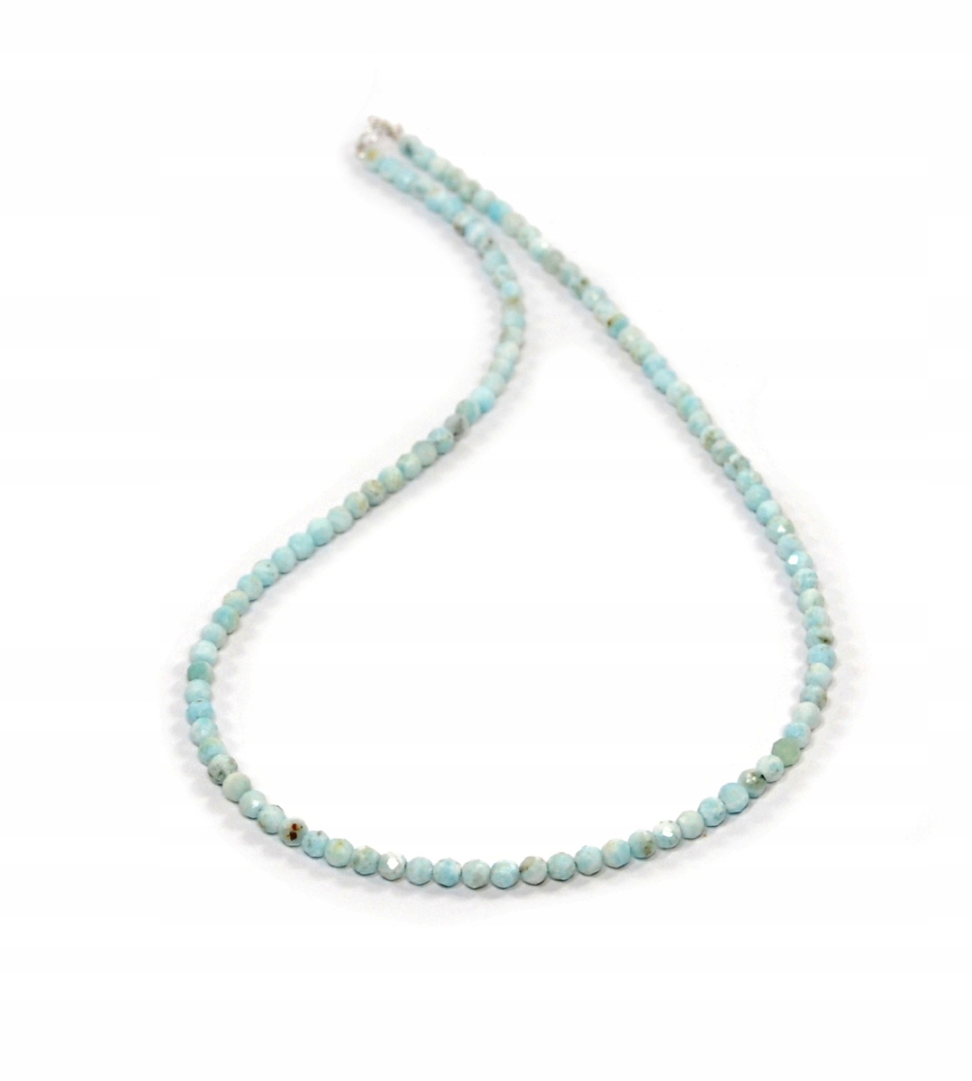 Přírodní náhrdelník Larimar s fazetovanými kuličkami 4 mm, zapínání stříbrné 925