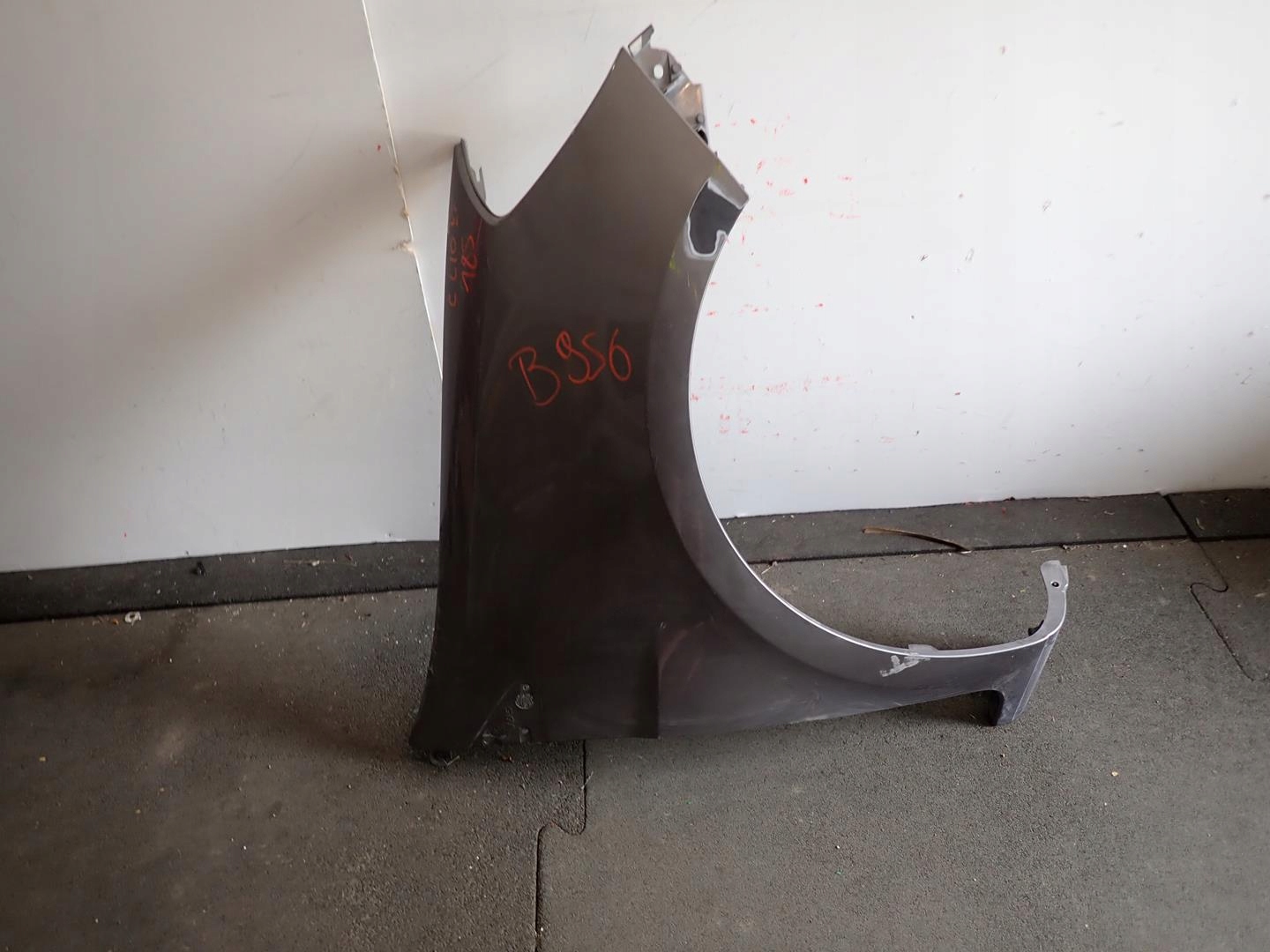 fender front front right RENAULT CLIO III 2005-2012 185