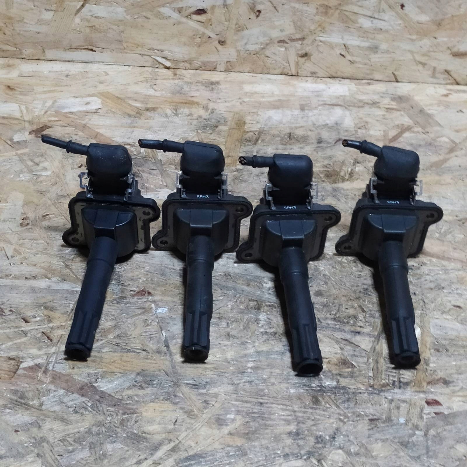 катушка зажигание Audi A8 S8 D2 vw seat SKODA 4.2 b 058905105 0040100013