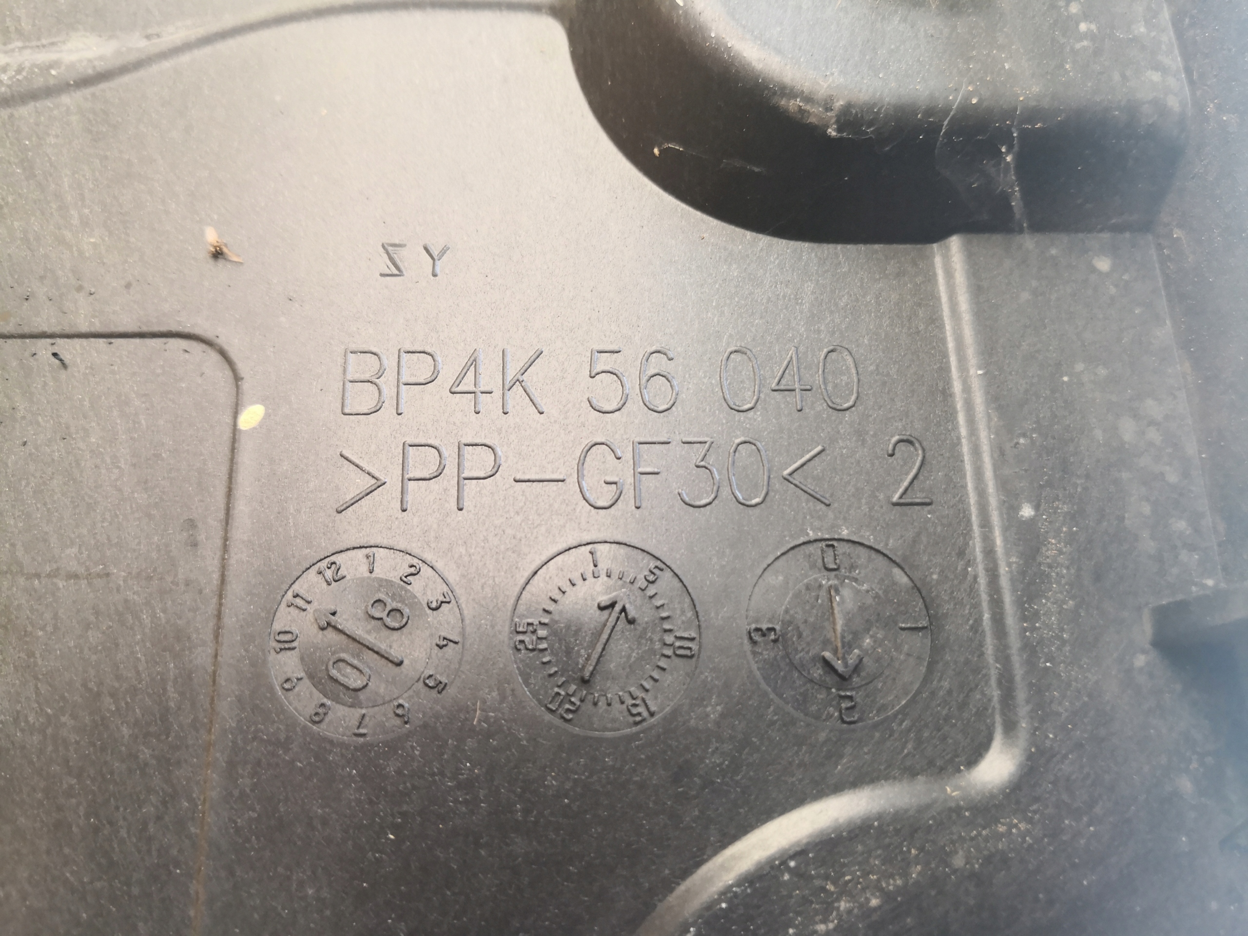 holder of the battery MAZDA 3 BK HB BP4K56040